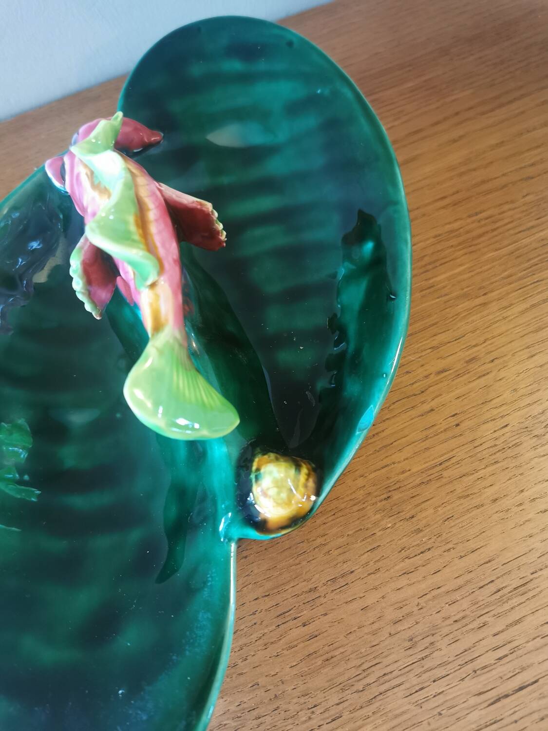 Vallauris fish slip dish with 2 compartments