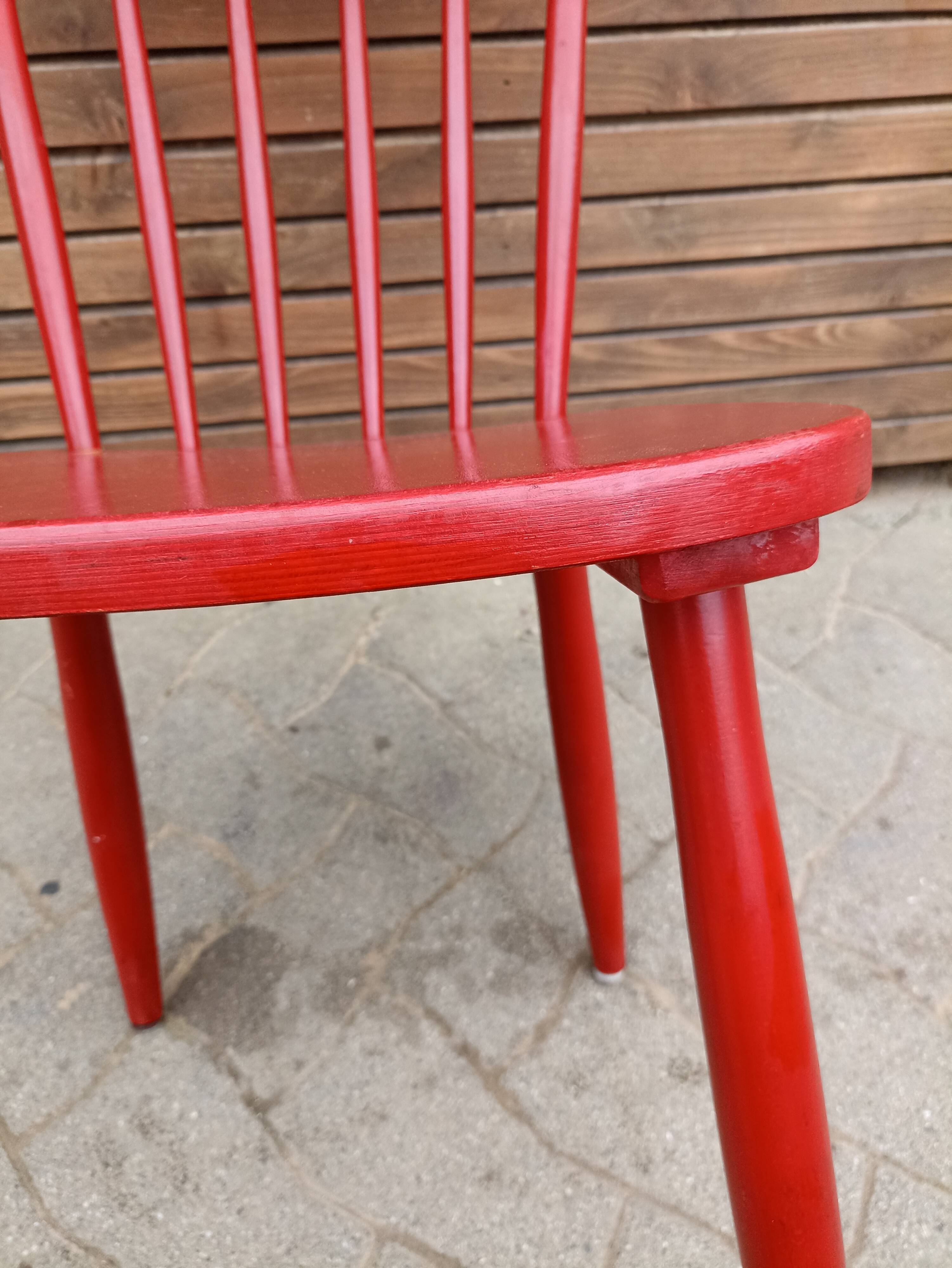 Lot vintage chairs