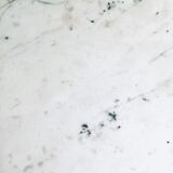Table bistrot en marbre blanc et fonte
