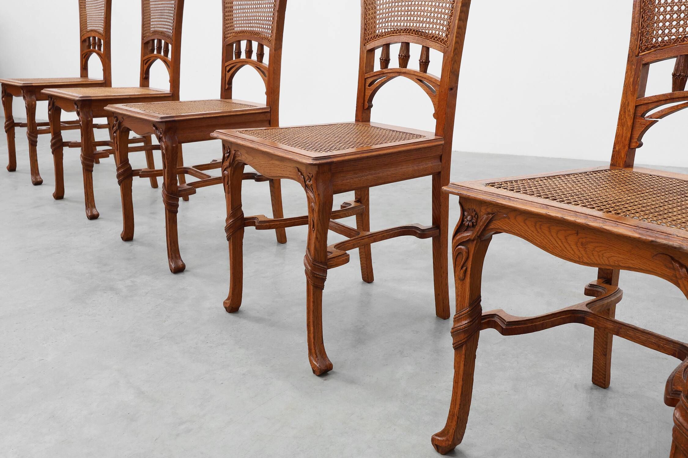 Set of 6 art nouveau dinner chairs in the manner of Victor Horta, Belgium