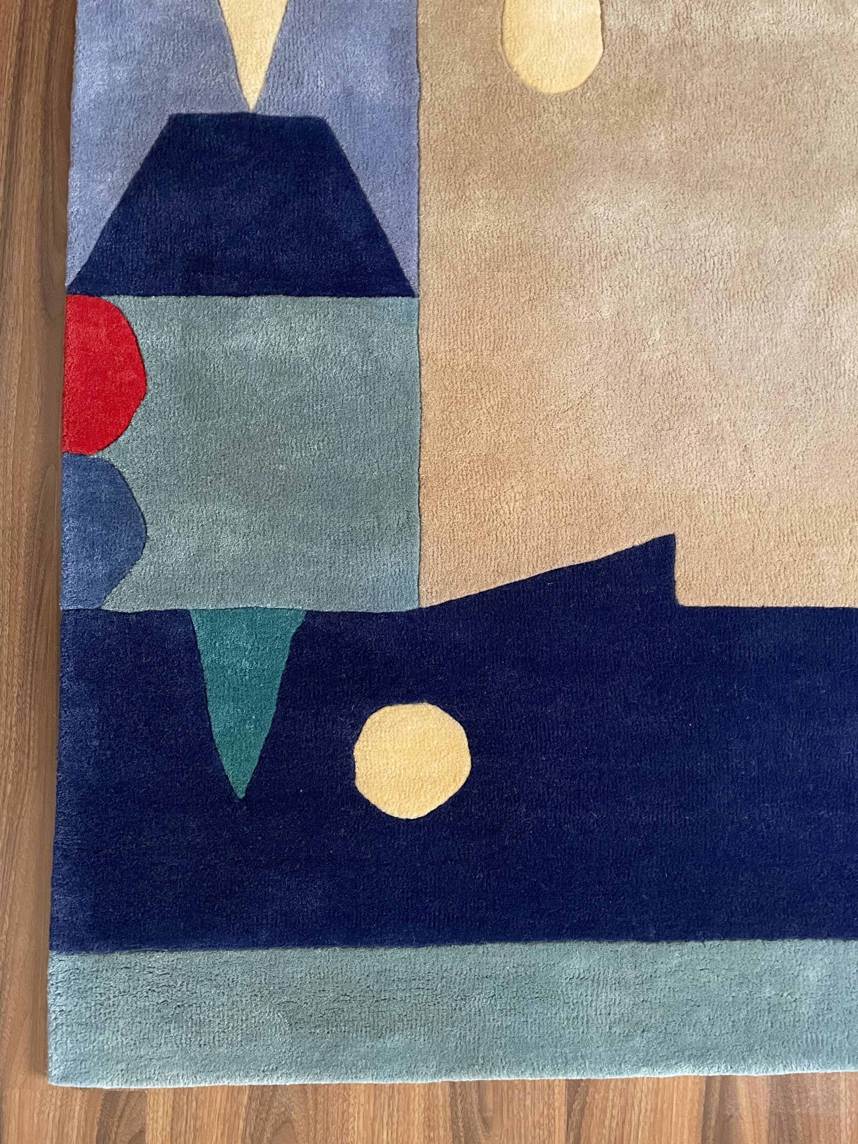 Tapis en laine tissé à la main d'occasion