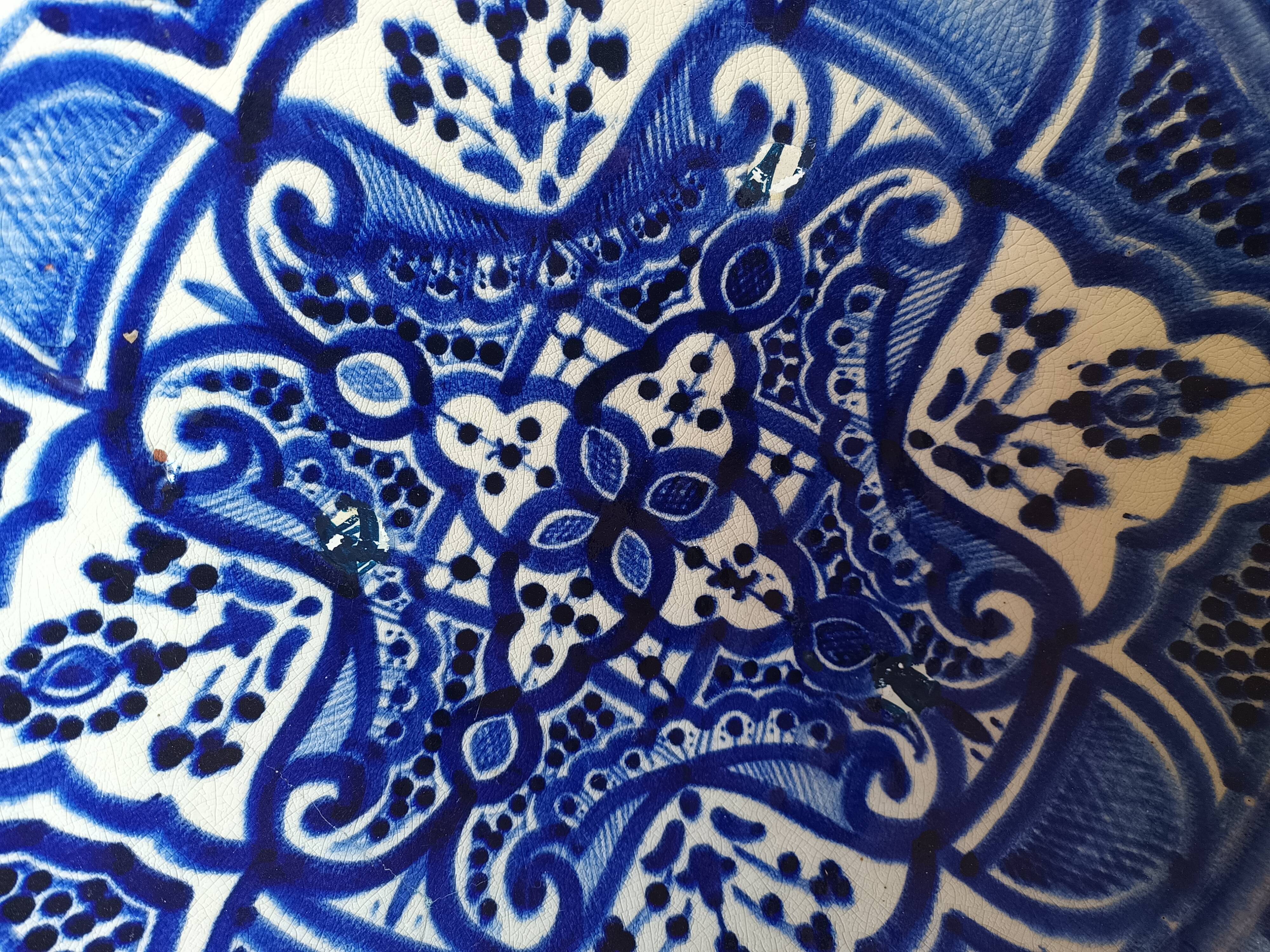 Large Moroccan dish or terracotta bowl, 42 cm diameter