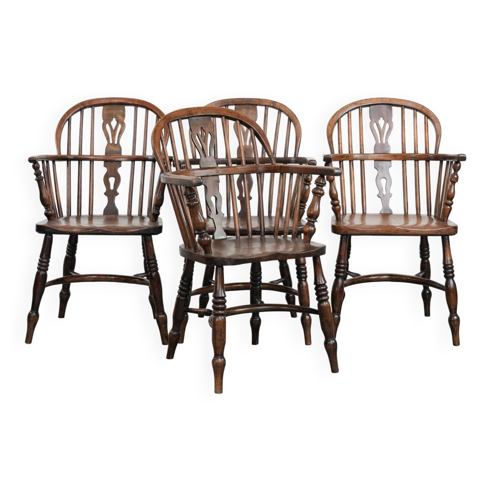 Antique set of 4 English Windsor lowback chairs with character
