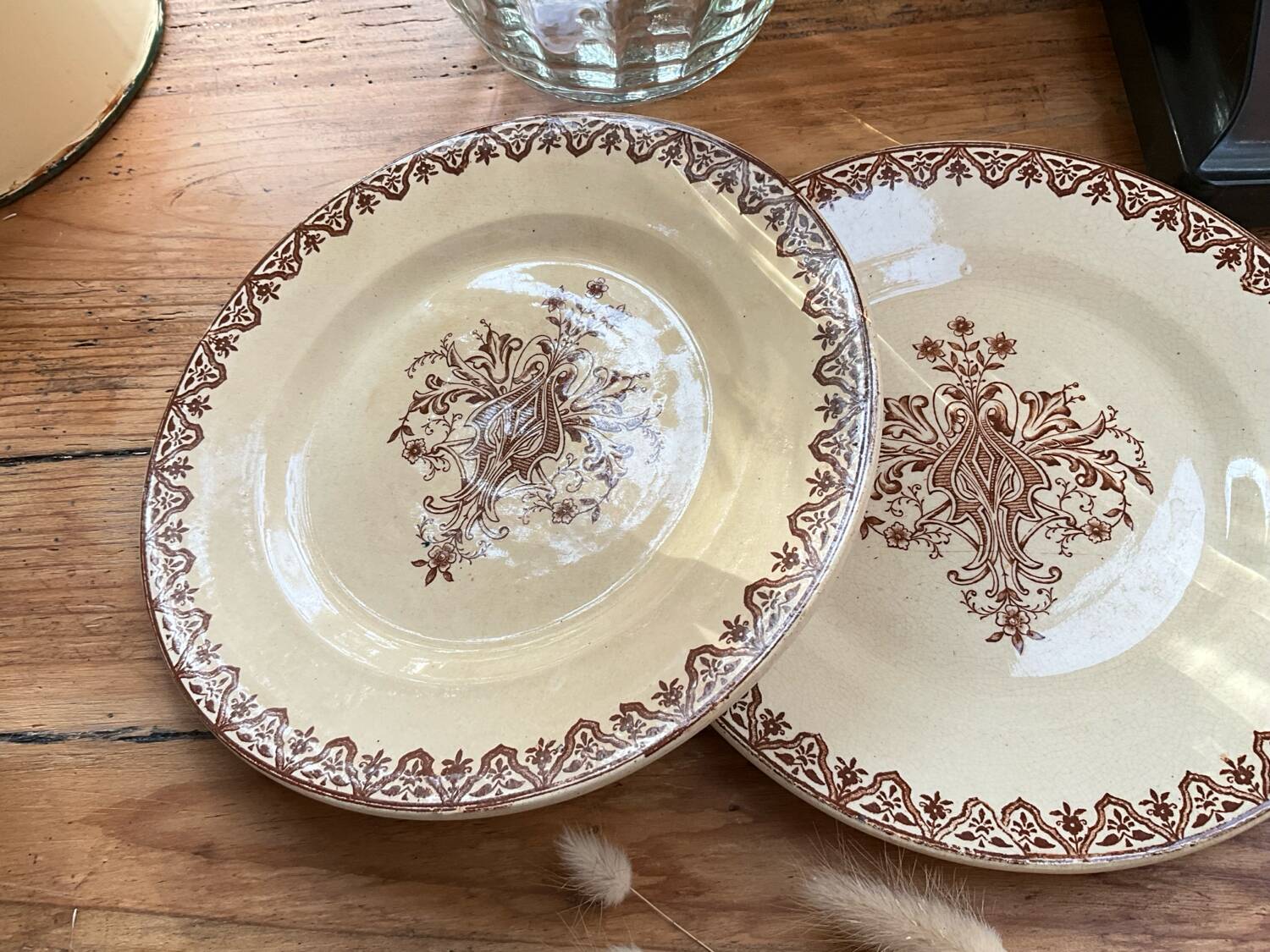 2 small plates 🍂 iron earth