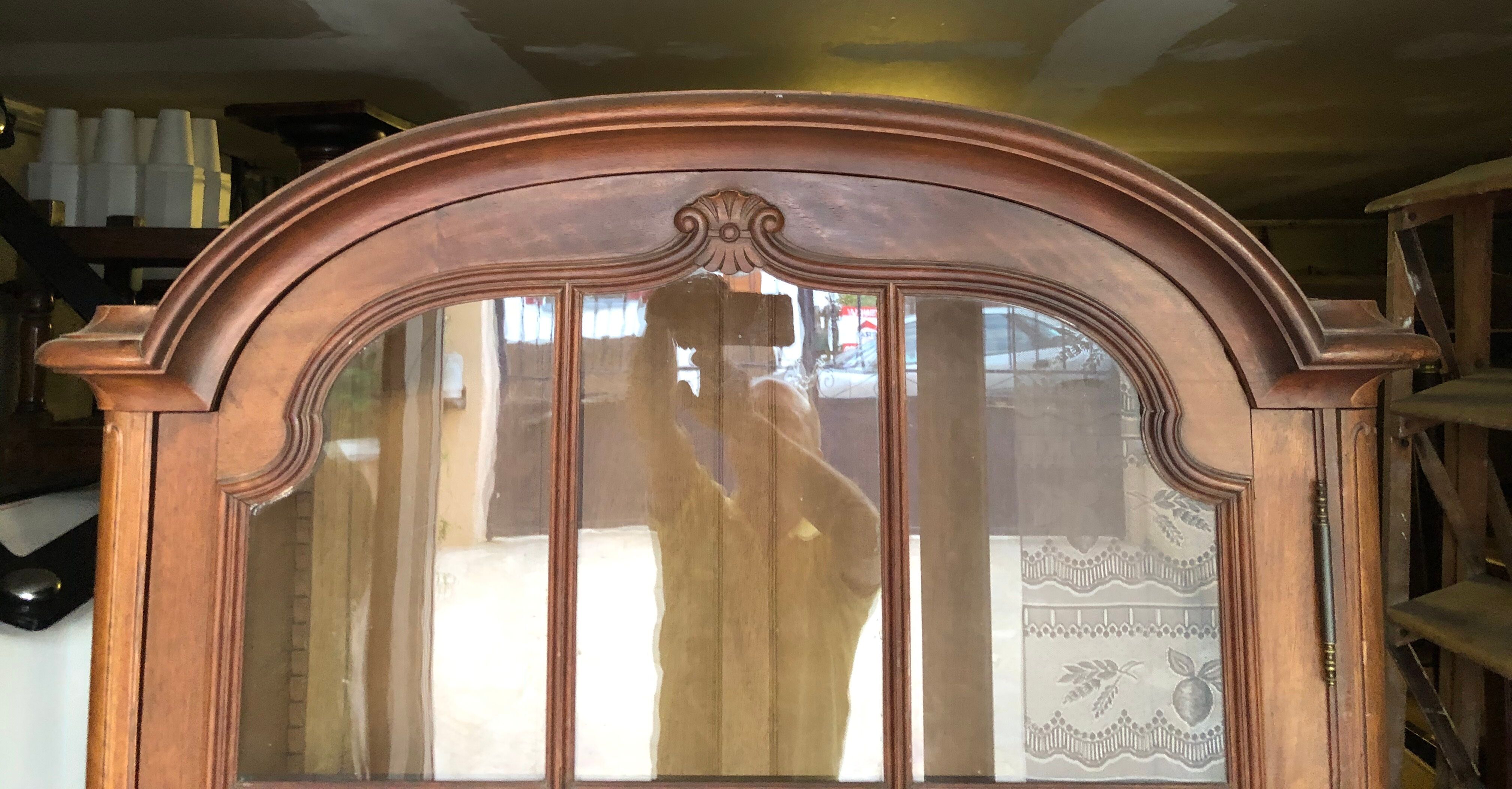 Vitrine ancienne
