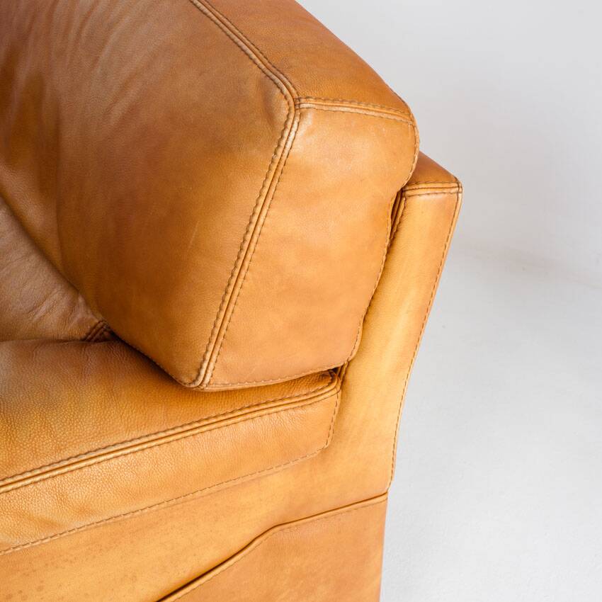 Camel leather armchair, made by Roche Bobois. Vintage - France, 80s.