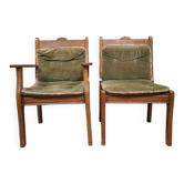 Paire de fauteuils modernistes scandinaves en chêne massif, vers 1950-1960
