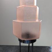 Ancien plafonnier Skyscraper lampe à poser globe verre rose Bahaus Art