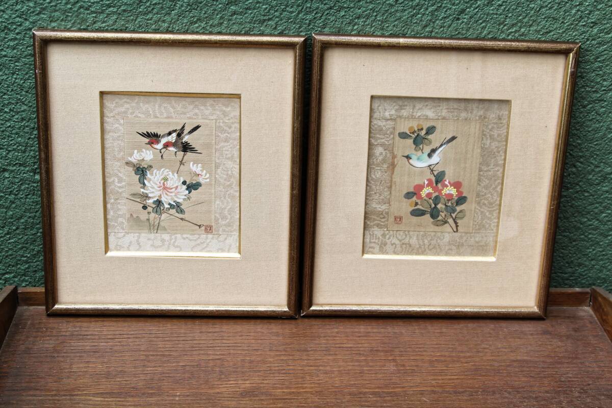 Pair of paintings on silk, China, trendy birds