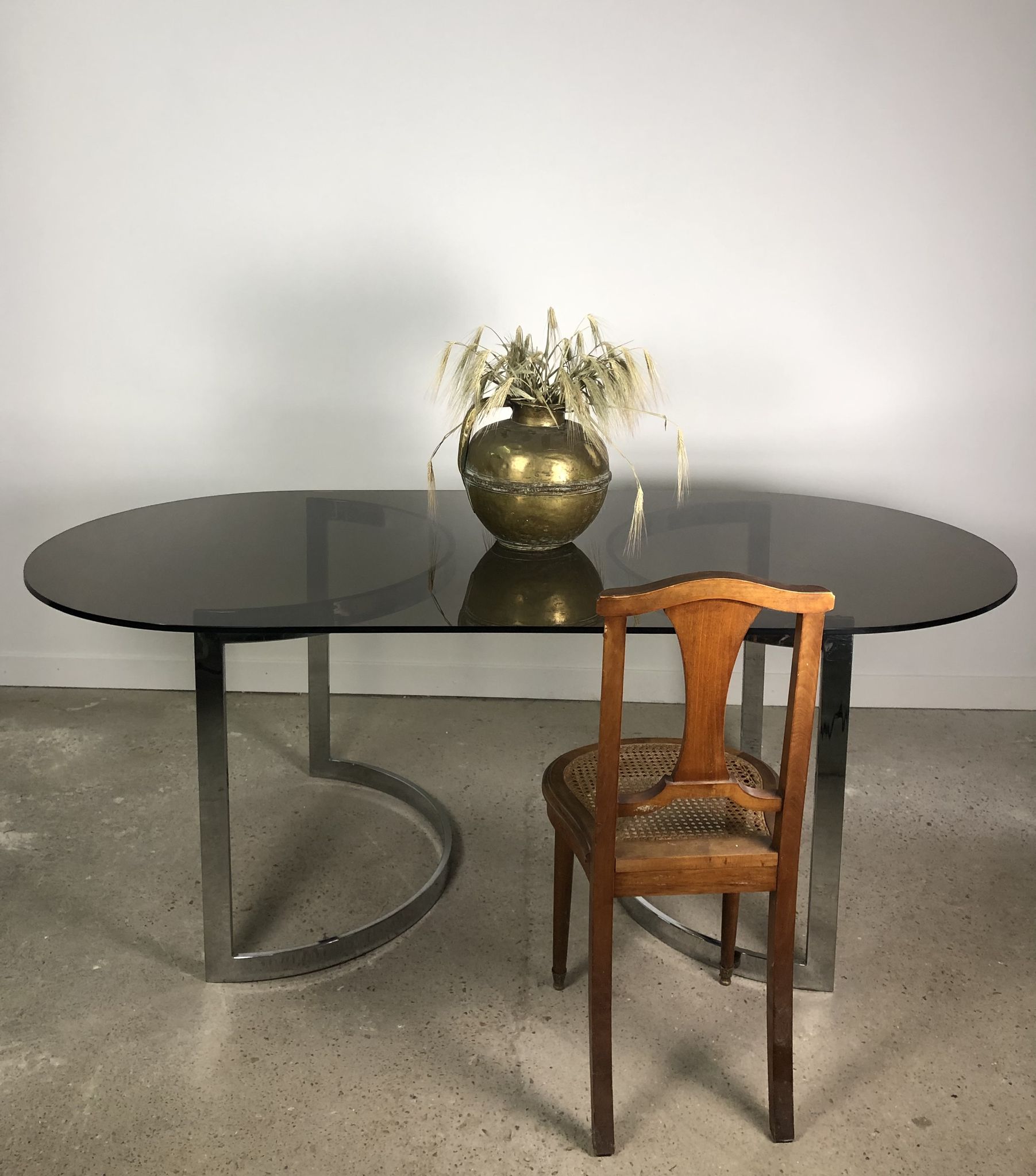 Oval table design hemicylindrical 70's in the taste of Paul Le Geard