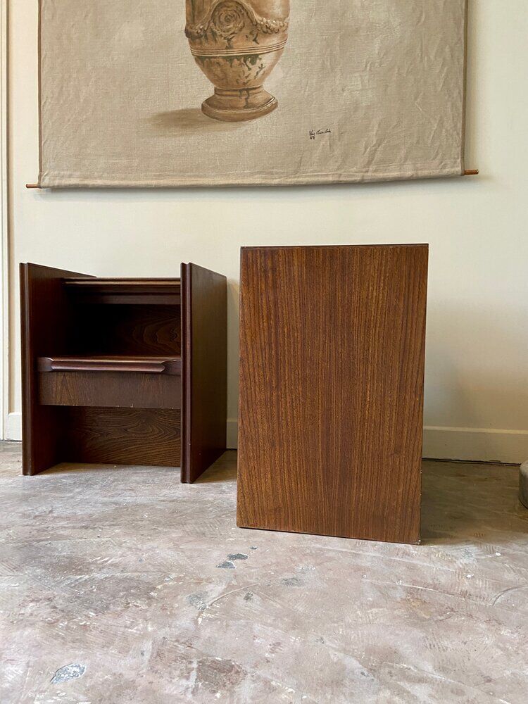 2 Scandinavian bedside tables in dark wood