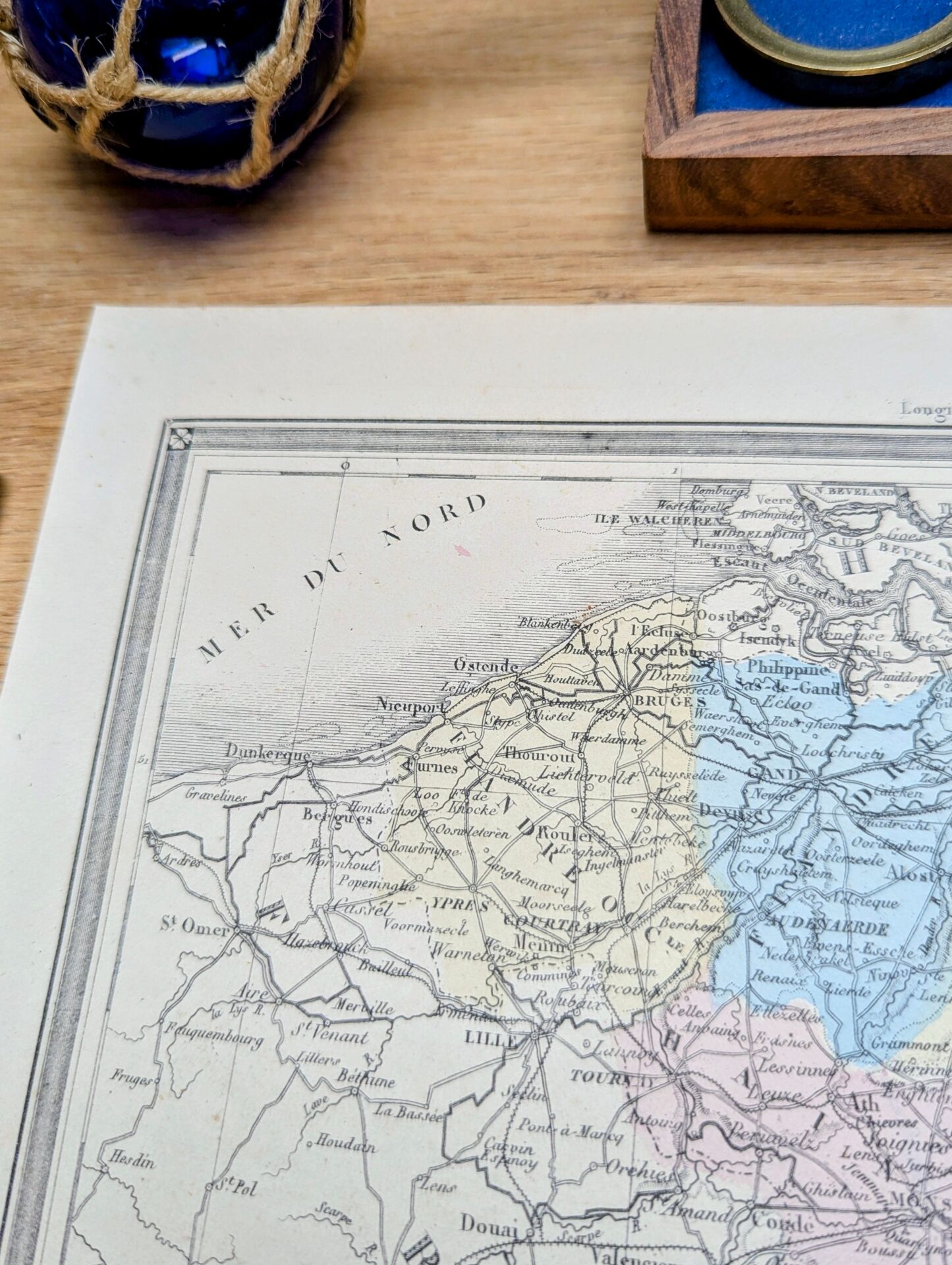 La Belgique, carte ancienne, imprimée en 1852.