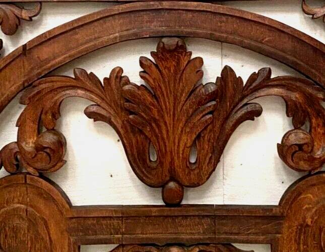 Decorative panel in carved oak wood 19th century