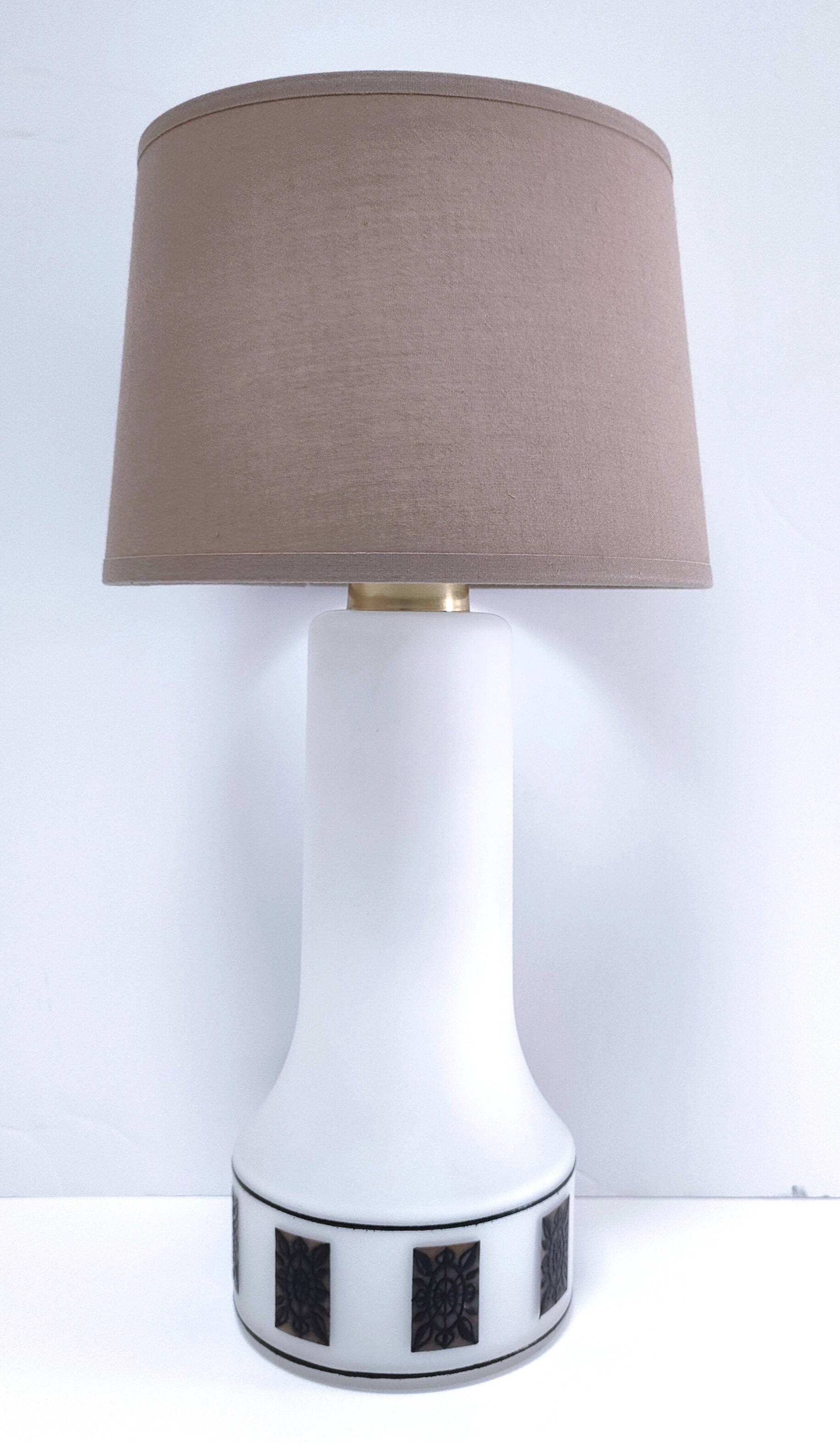 Opaline lamp base frieze stylized flowers 70s