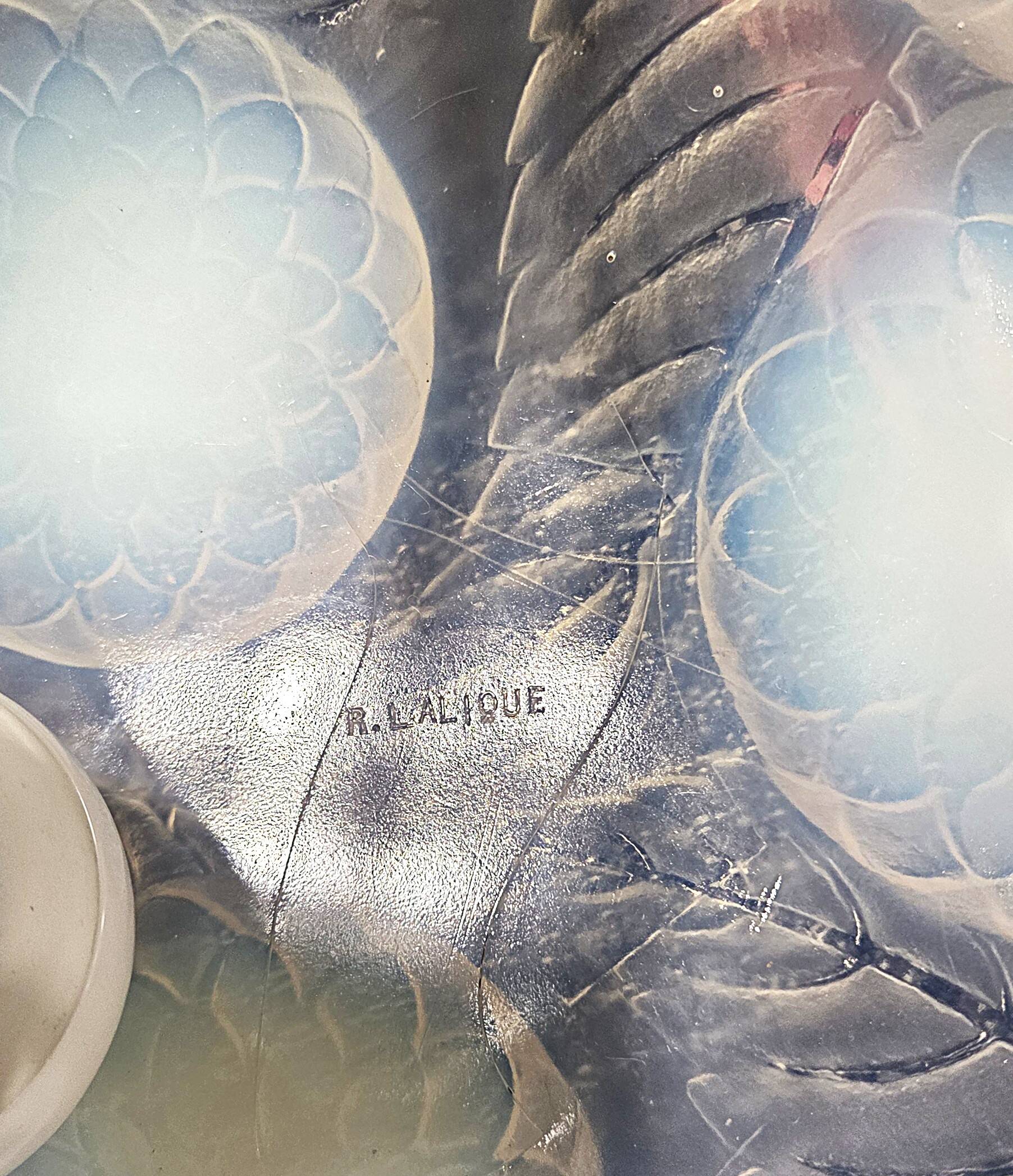 René Lalique, pendant light, opalescent chandelier, "Dahlias", signed, excellent condition.