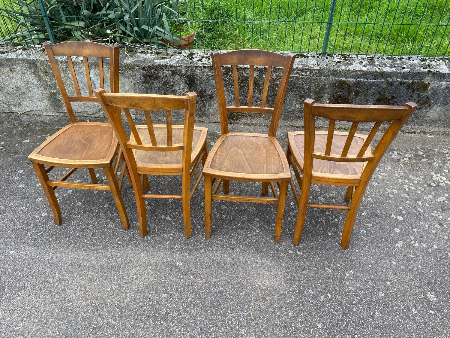 Set de 4 chaises en hêtre bistrot