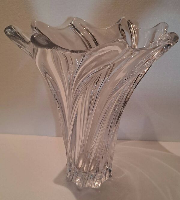 Vase en cristal signé Art Vannes France h 32 cm