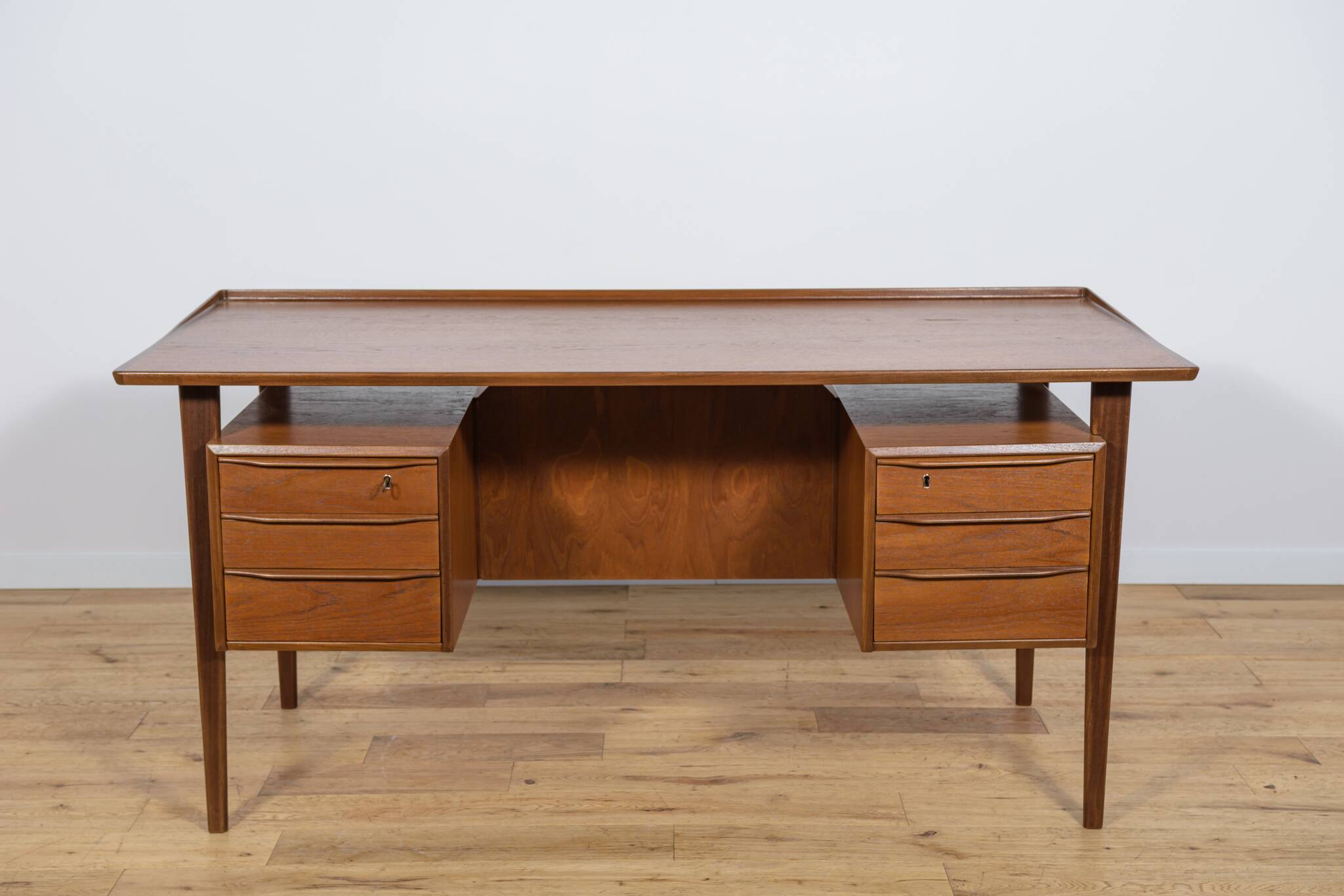 Mid-Century Freestanding Teak Desk by Peter Løvig Nielsen, 1960s
