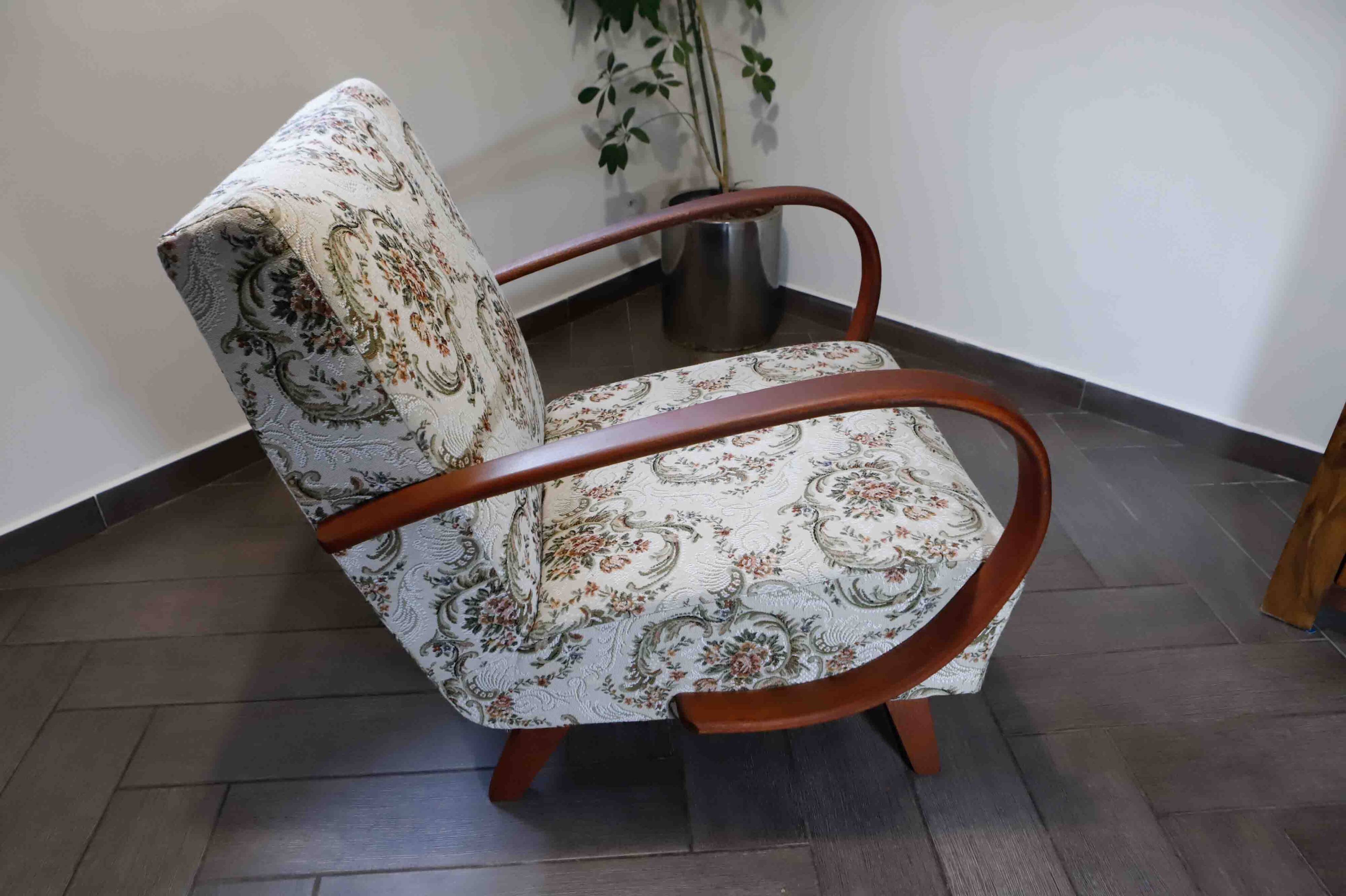 Set of 2 Style Halabala Lounge Armchairs