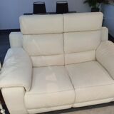 Sofa in white leather