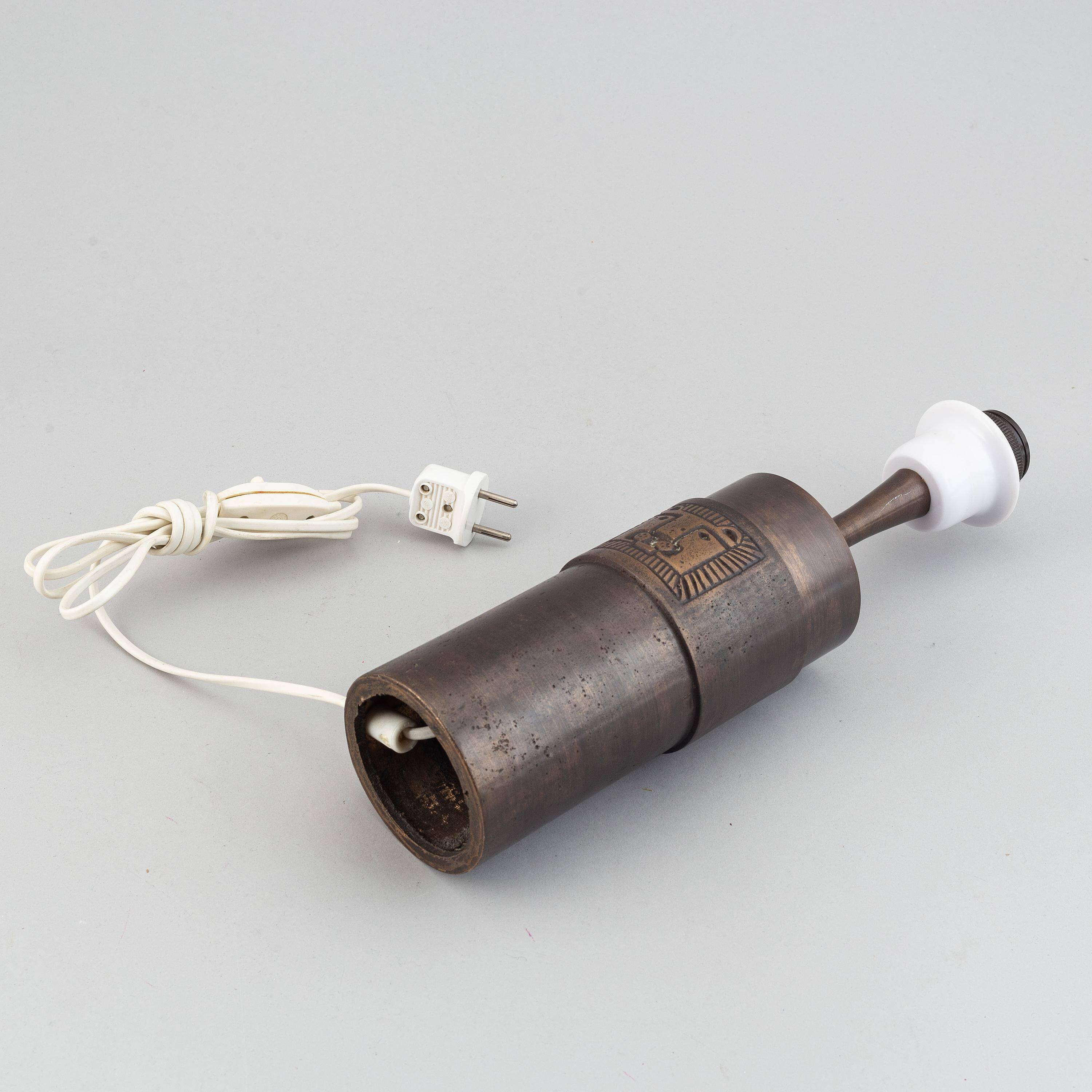 Stig Blomberg desk lamp in cast bronze, Sweden, 1960, signed.