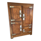 Dish cupboard