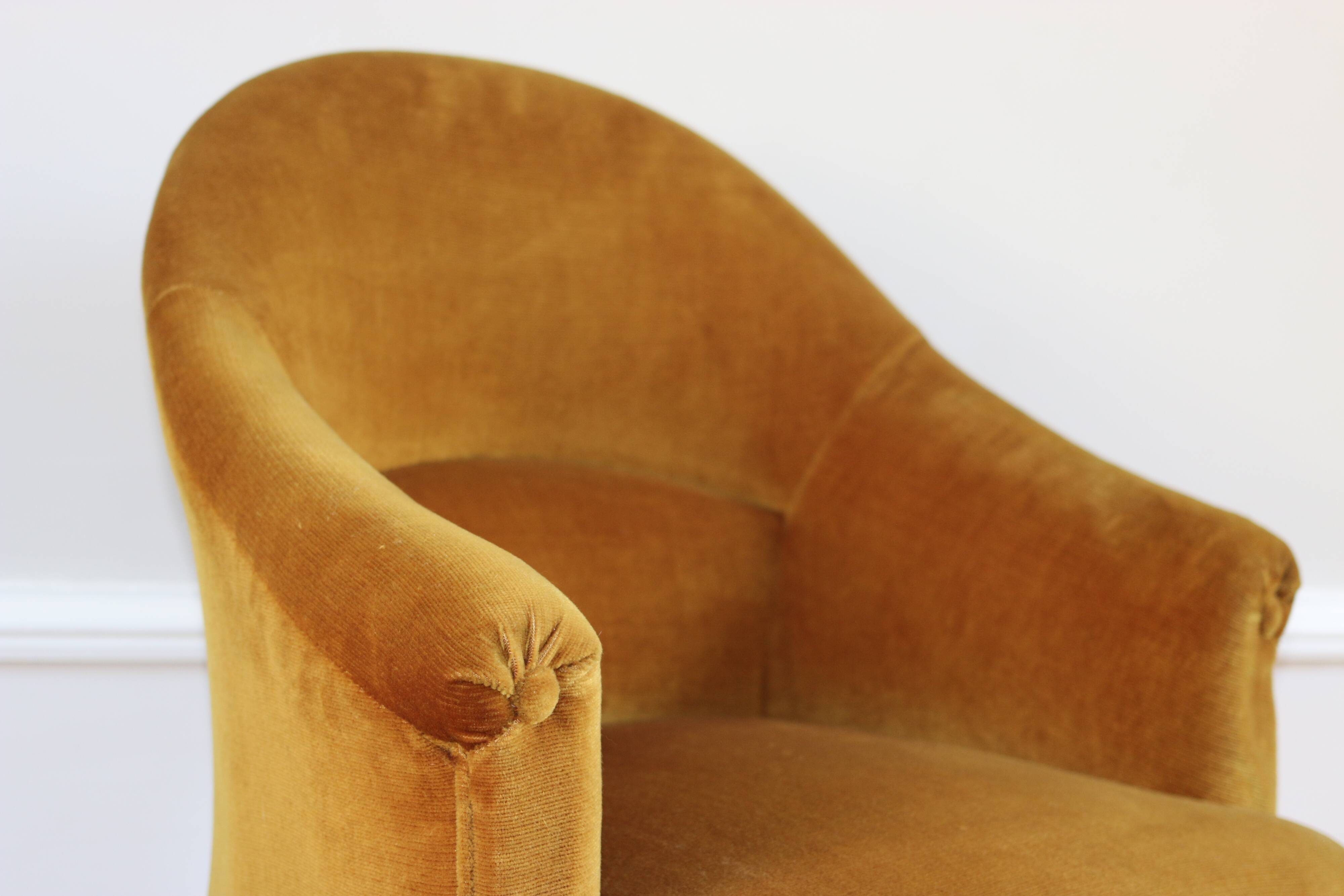 Pair of 1950 gold velvet toad chairs