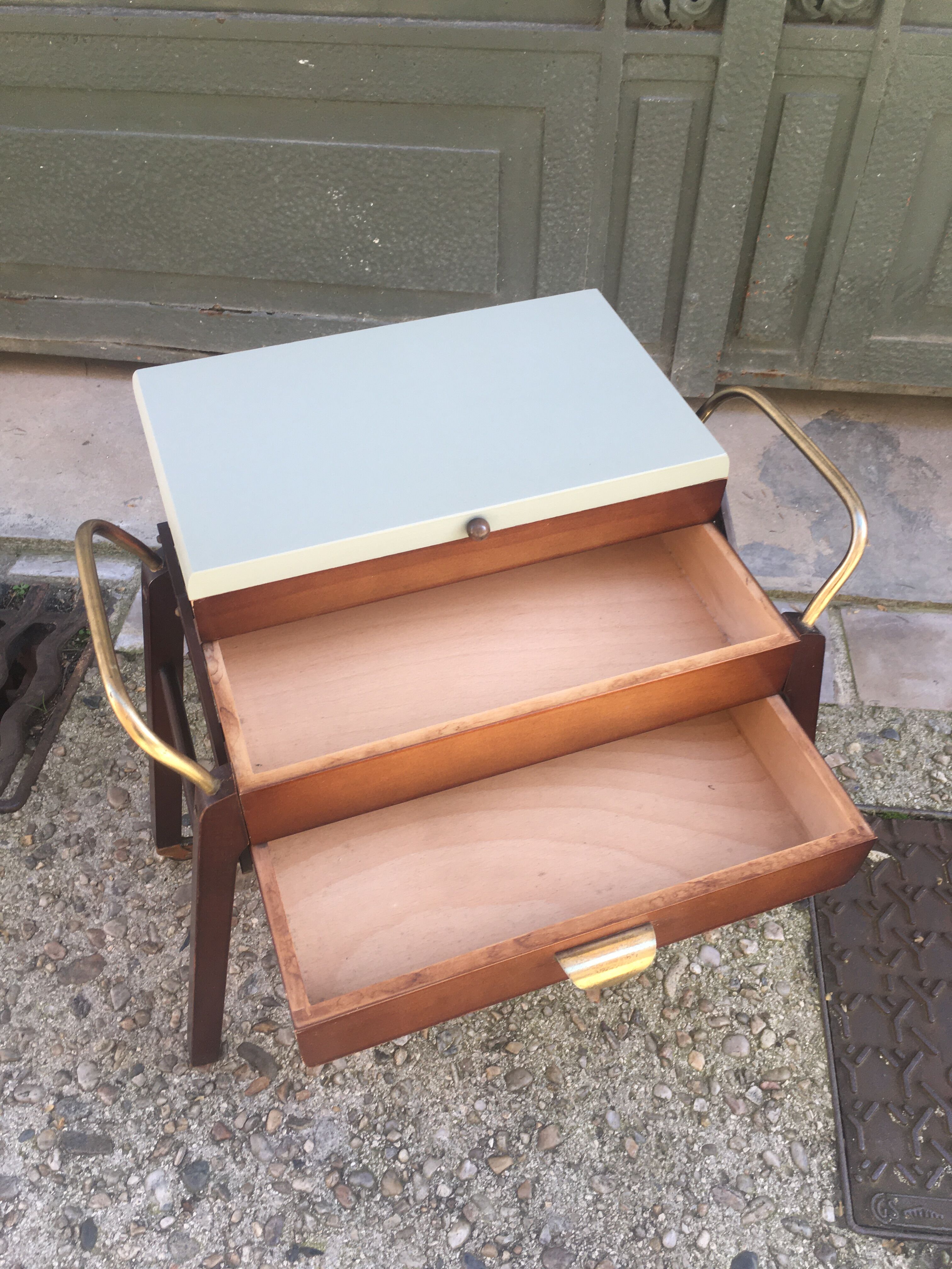 Wooden worker 3 compartments