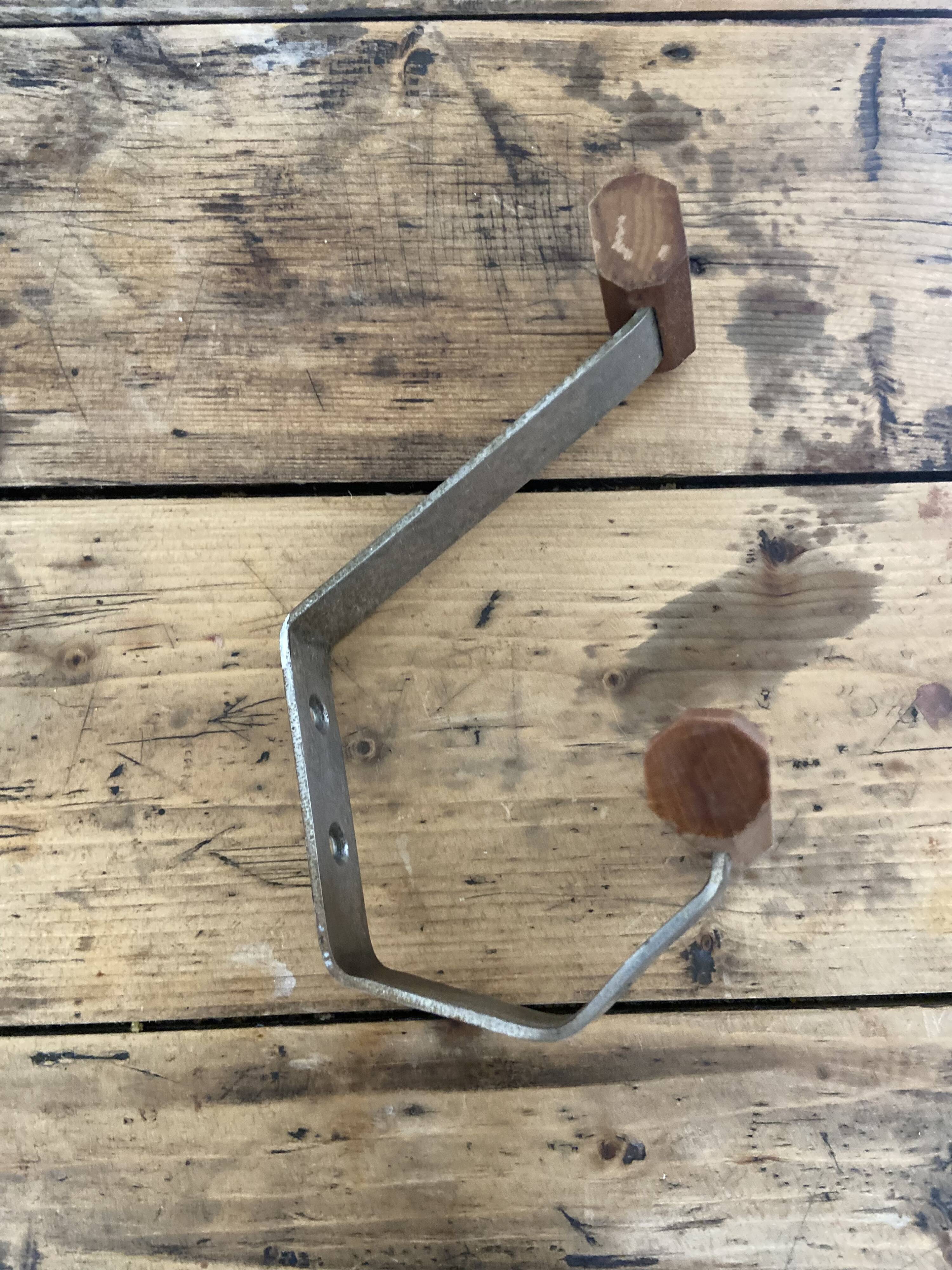 Patère en bois et métal vintage