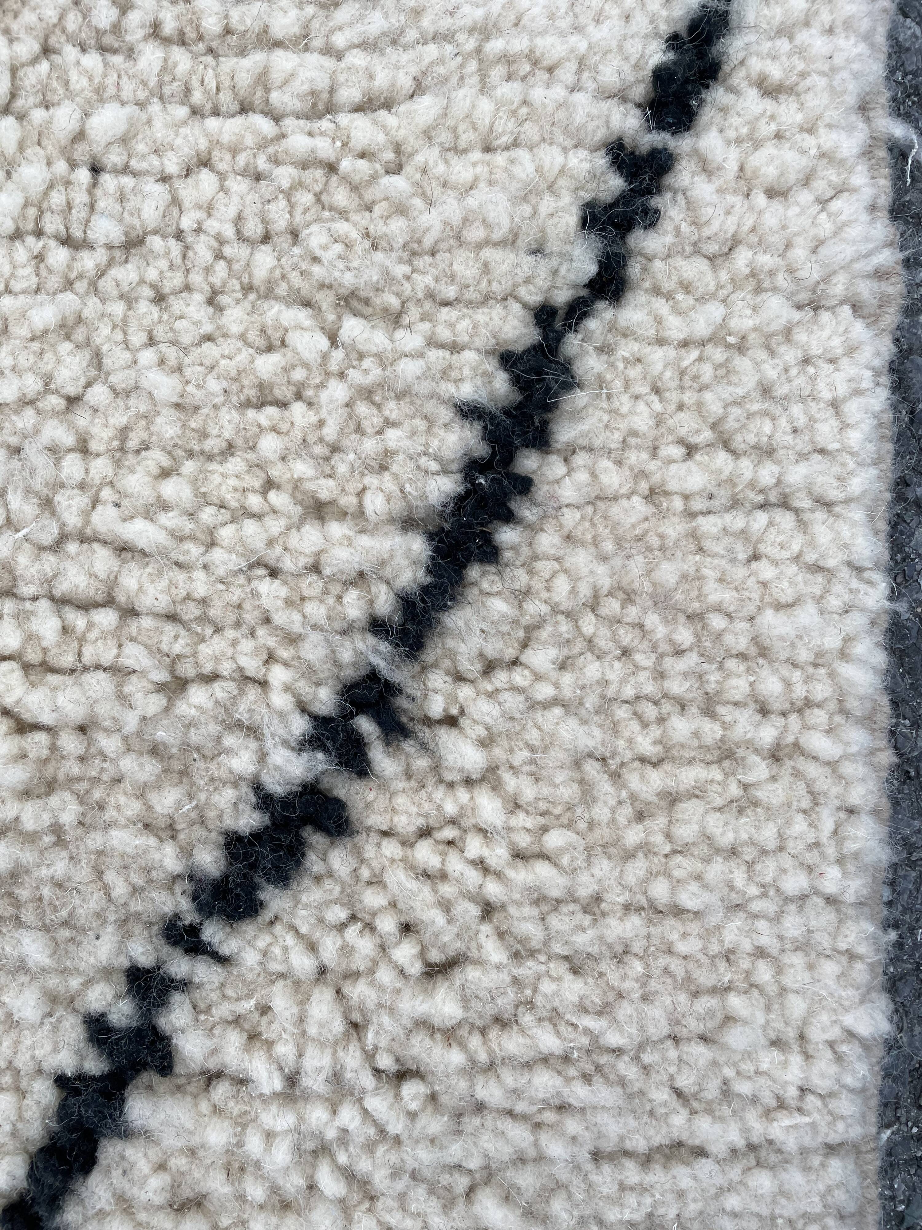 Carpet berbere beni ouarain corridor 75x380 cm