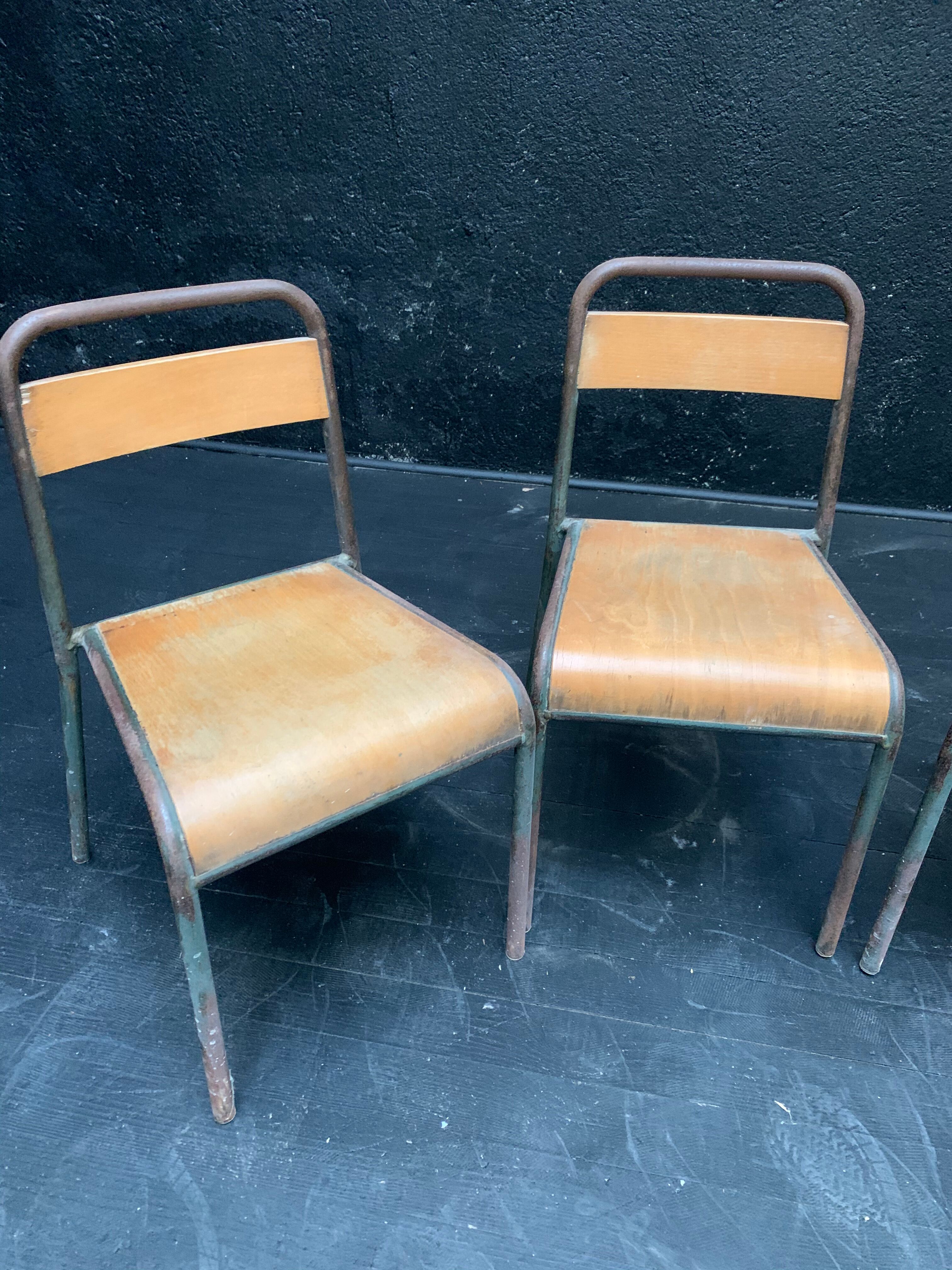 Suite of 4 school chairs by Stella