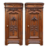 Paire de tables de chevet – Époque Napoléon III – Noyer sculpté, marbre vert de mer
