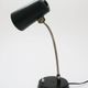 Lampe de table noire des années 60, style milieu de siècle.