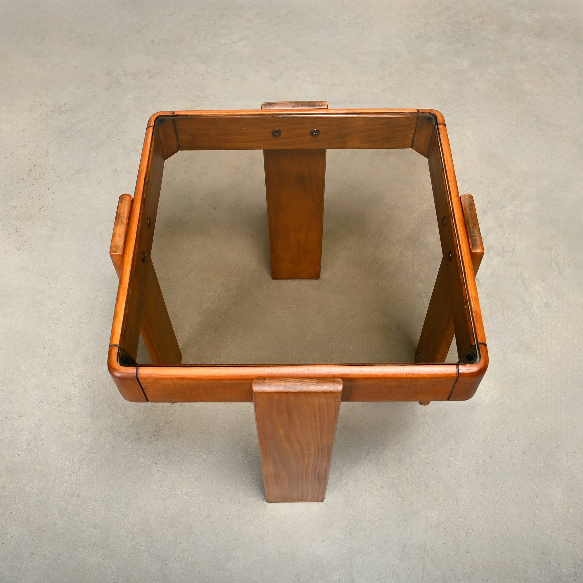 Gianfranco Frattini Nesting Tables in stained wood for Cassina and Meblo, 1