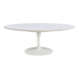 Knoll coffee table, Eero Saarinen, "tulip" model, white melamine wood. Signed, USA, circa 1960