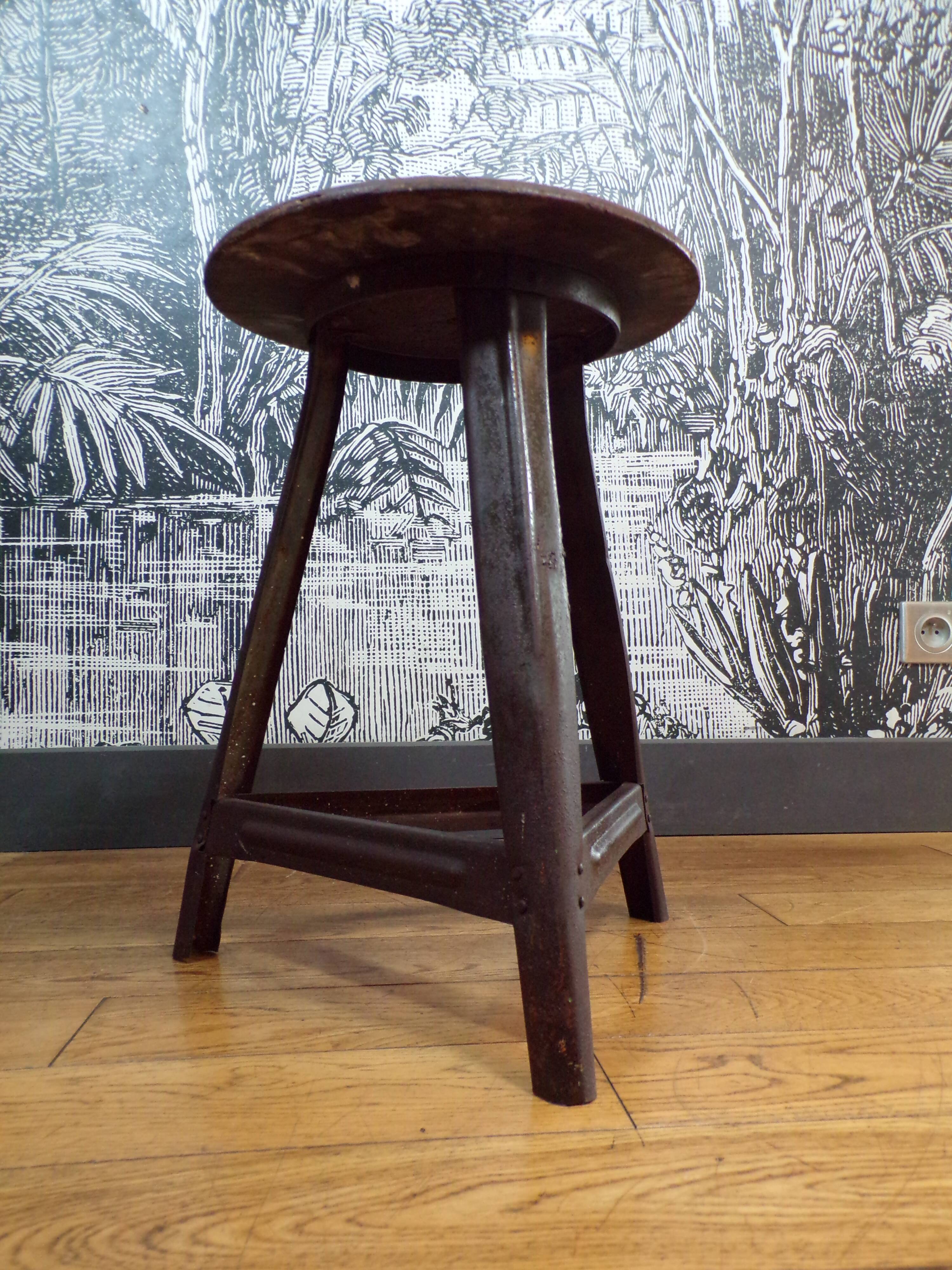 German tripod workshop stool 1930
