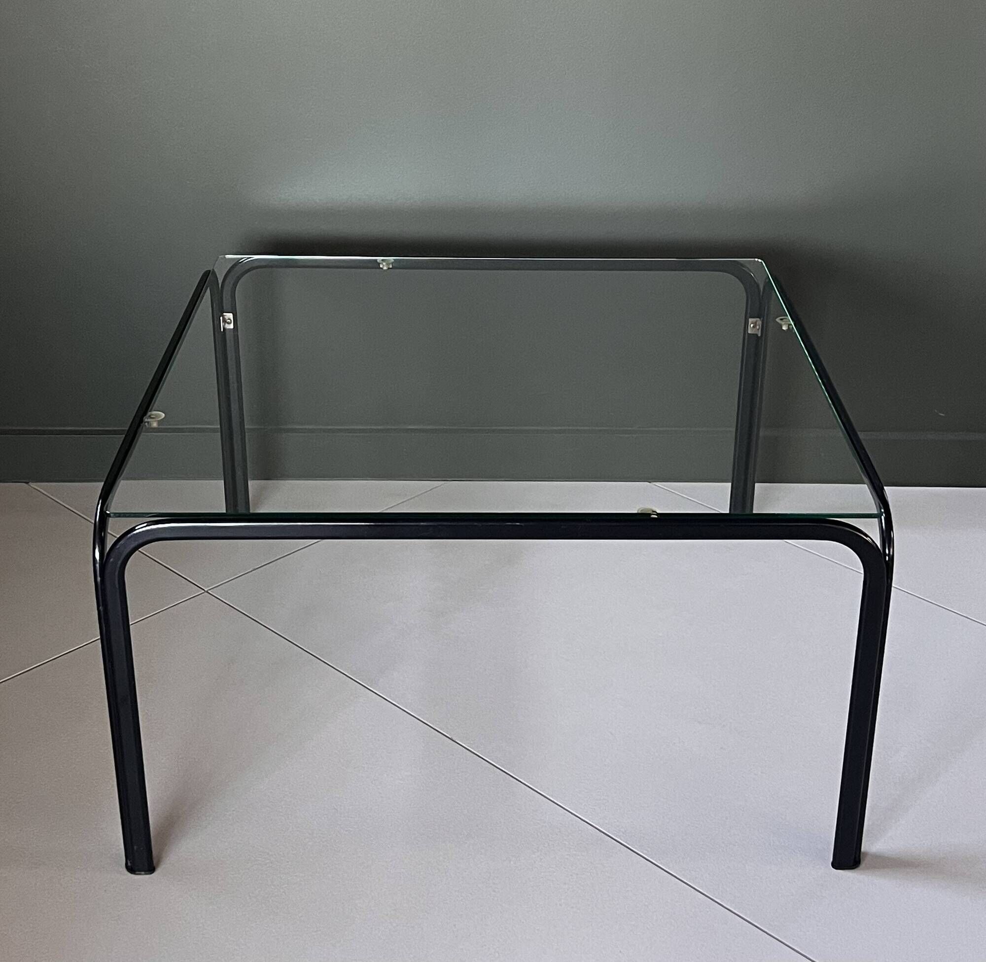 Large coffee table in glass and metal, Italy 1970s.