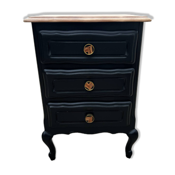 Bedside table
