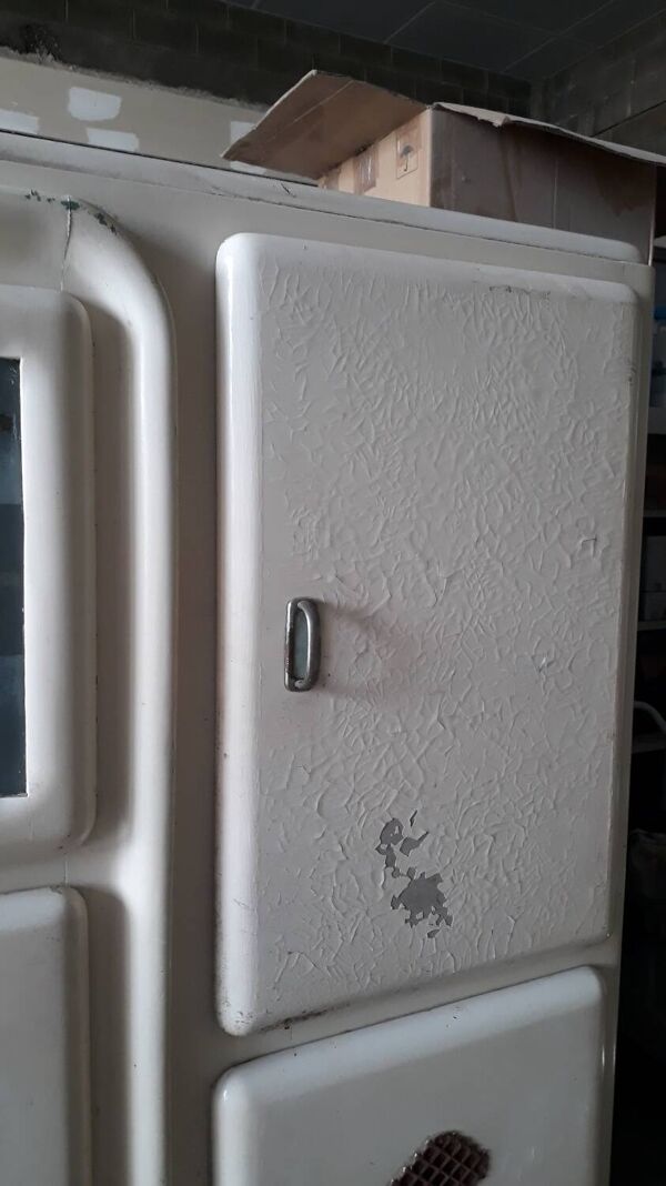 Buffet mado entièrement restauré