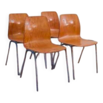 4 chaises empilables