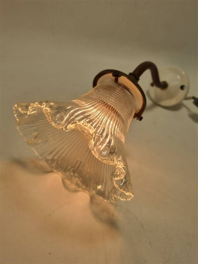 Holophane style wall light