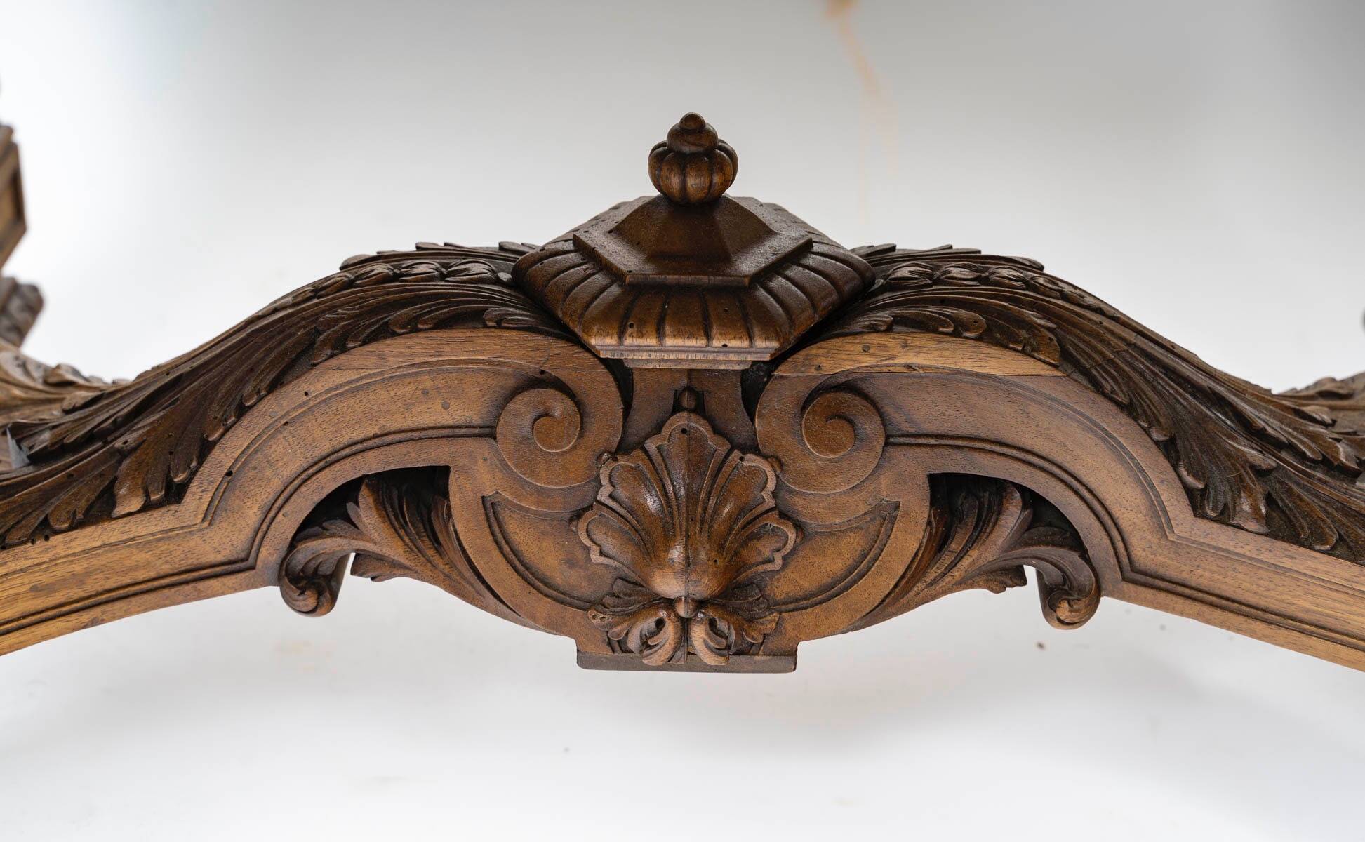 Important Pair of Sculpted Walnut Stools, Louis XIV Style