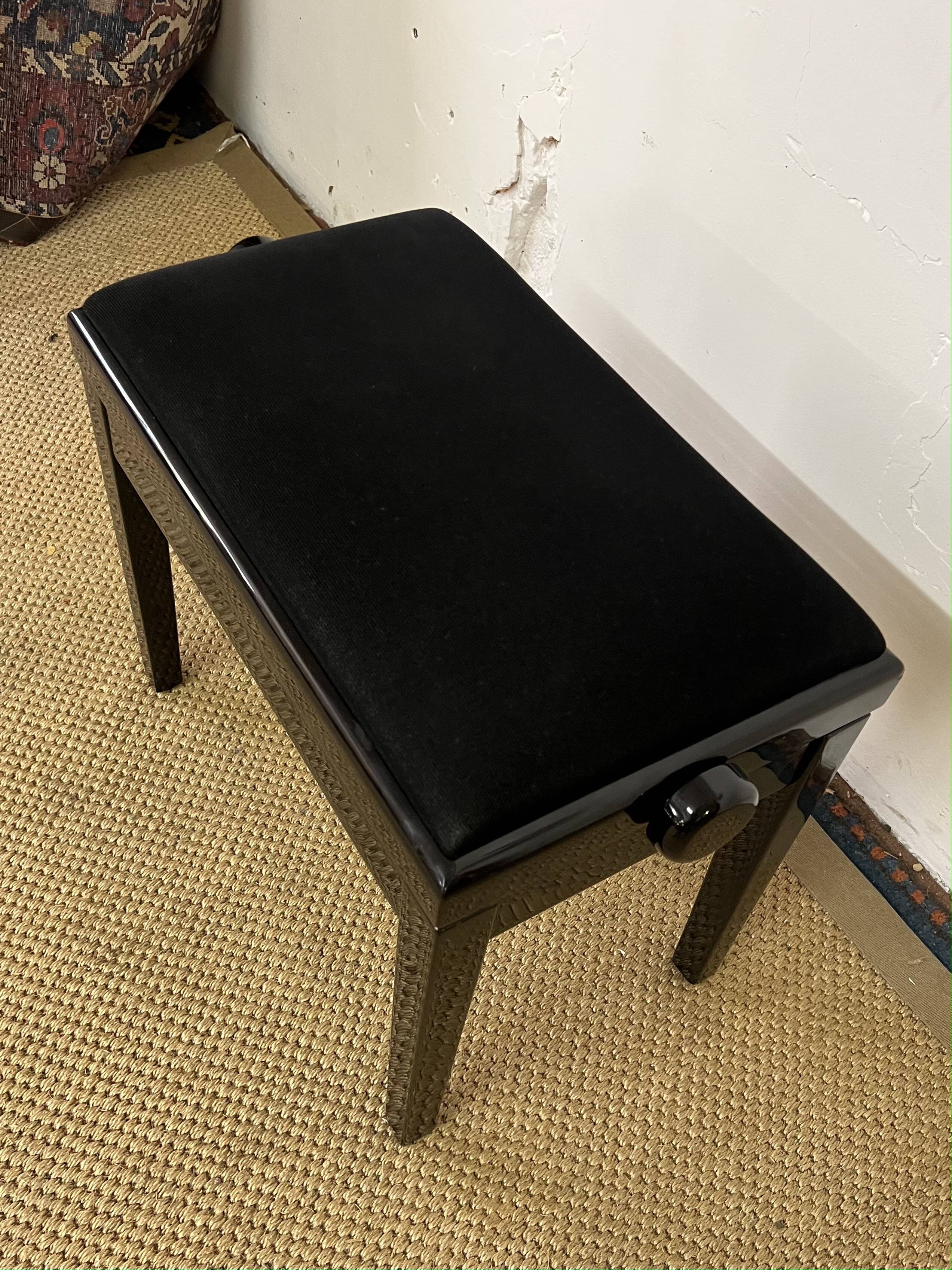 Banc de piano réglable en hauteur