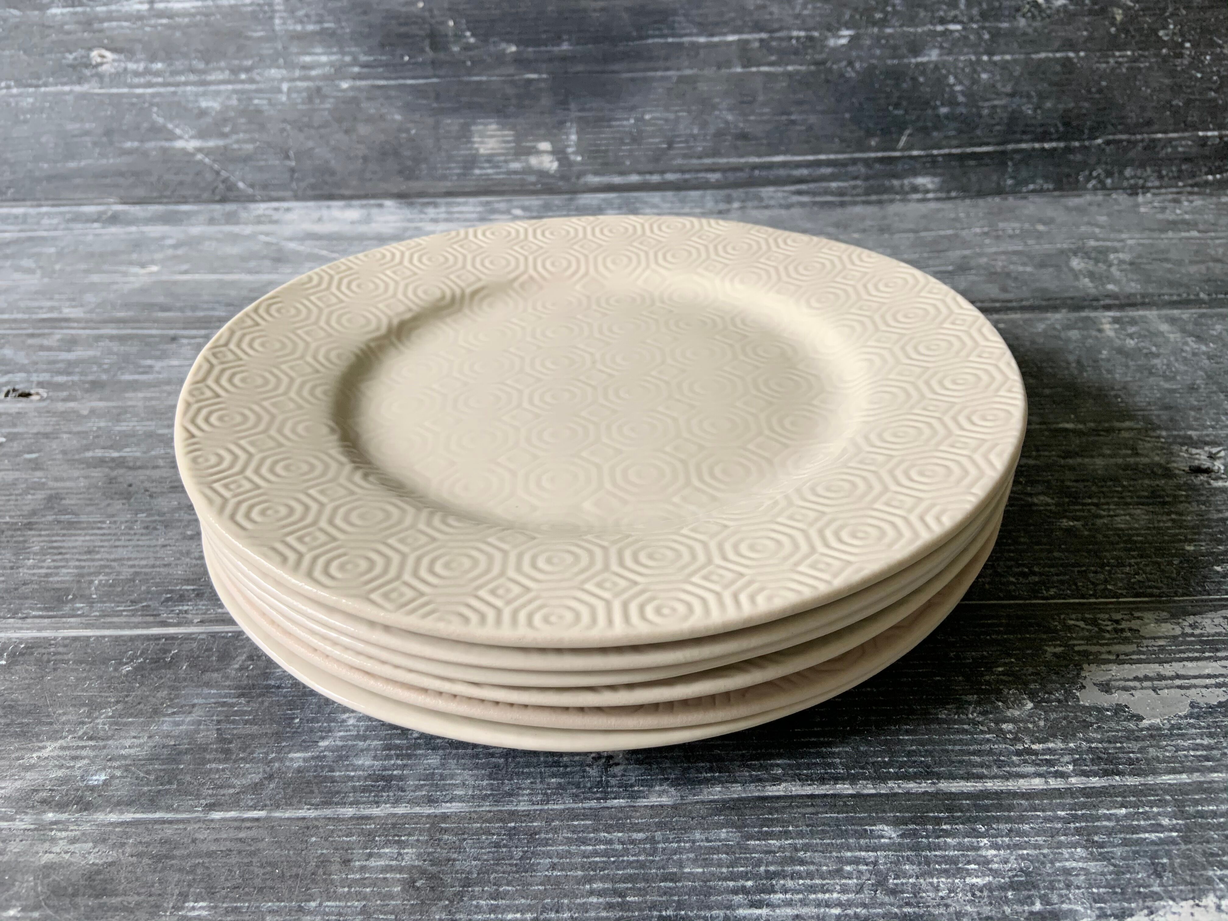 Flat Plates Jars Footprint Gum