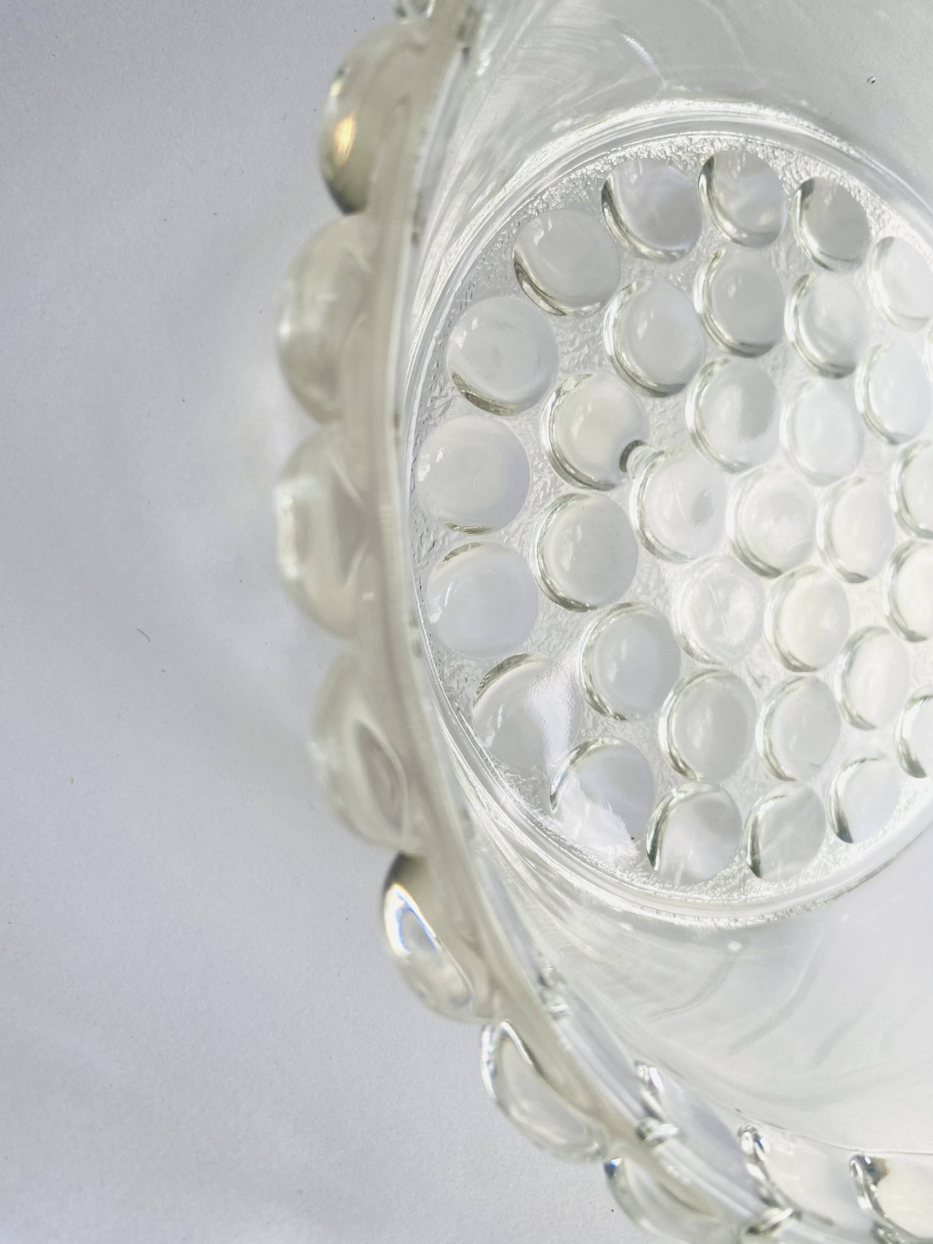 Moulded glass salad bowl