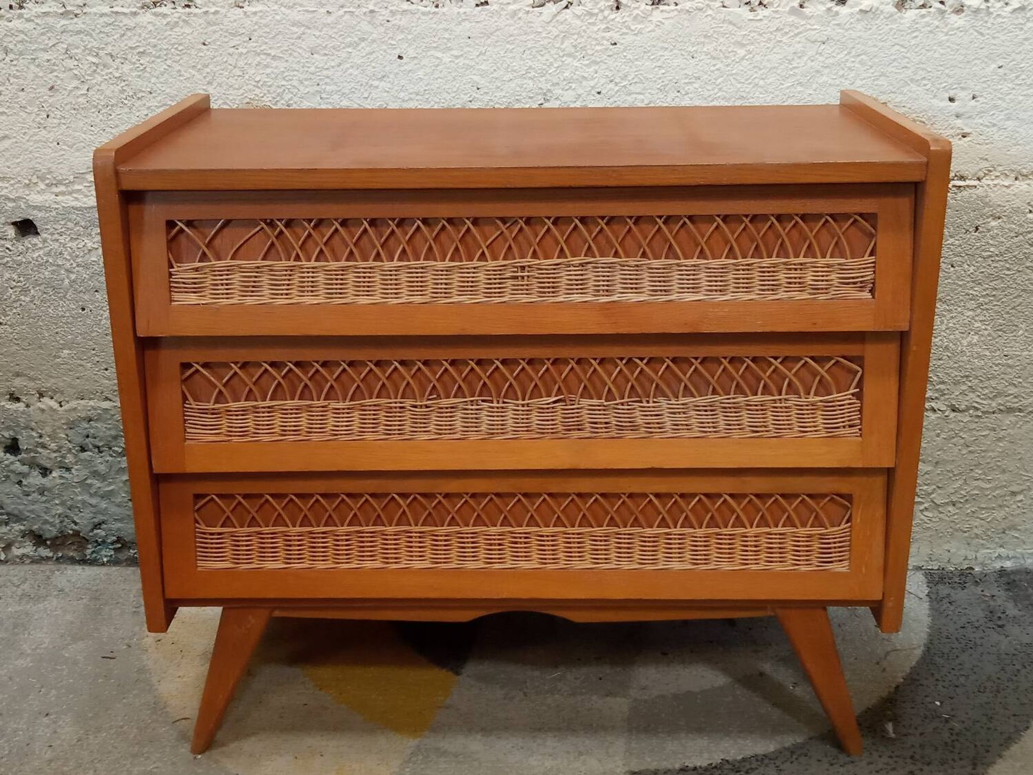 Wooden and rattan chest of drawers from the 50s/60s
