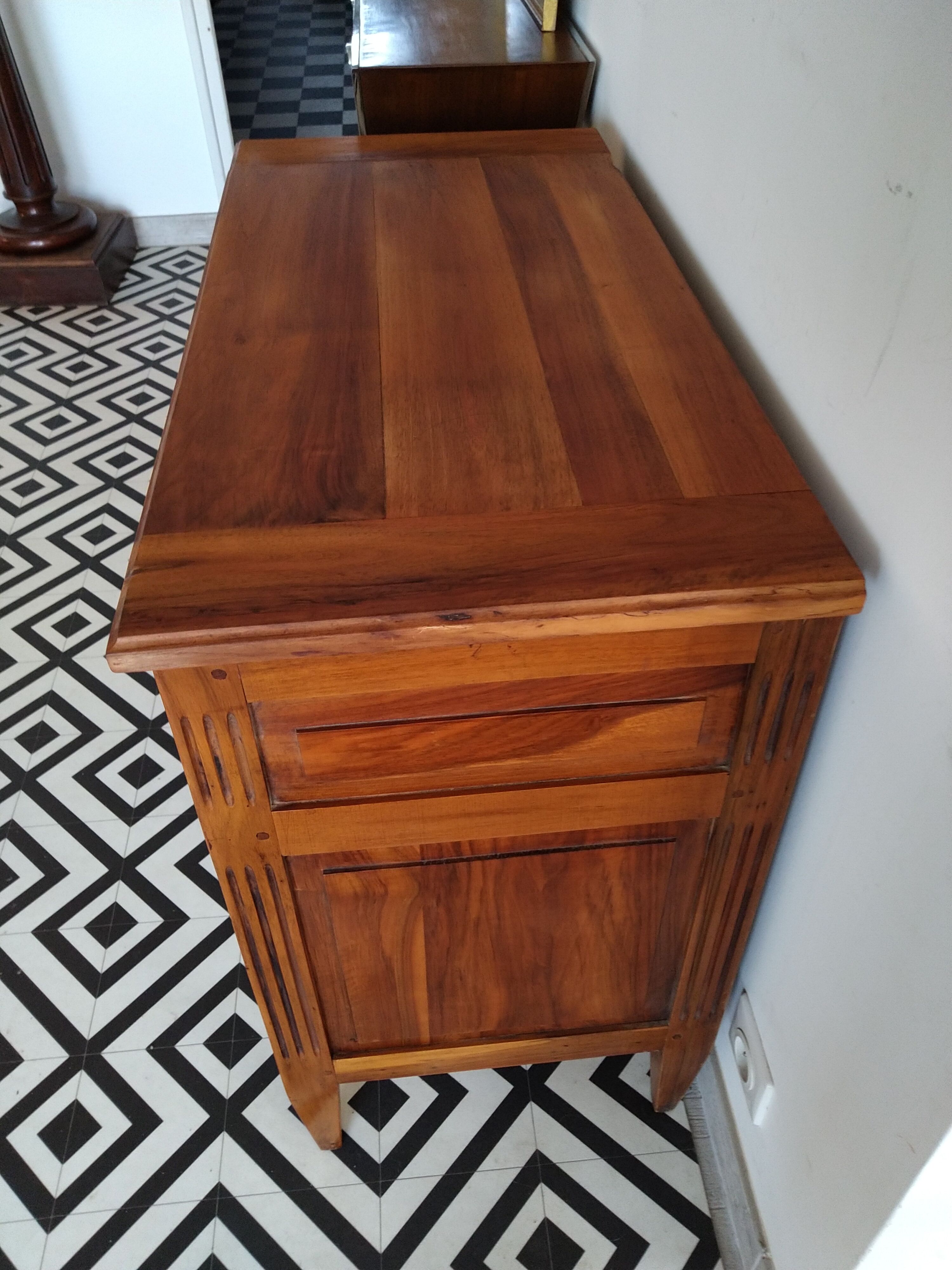 Commode Louis XVI