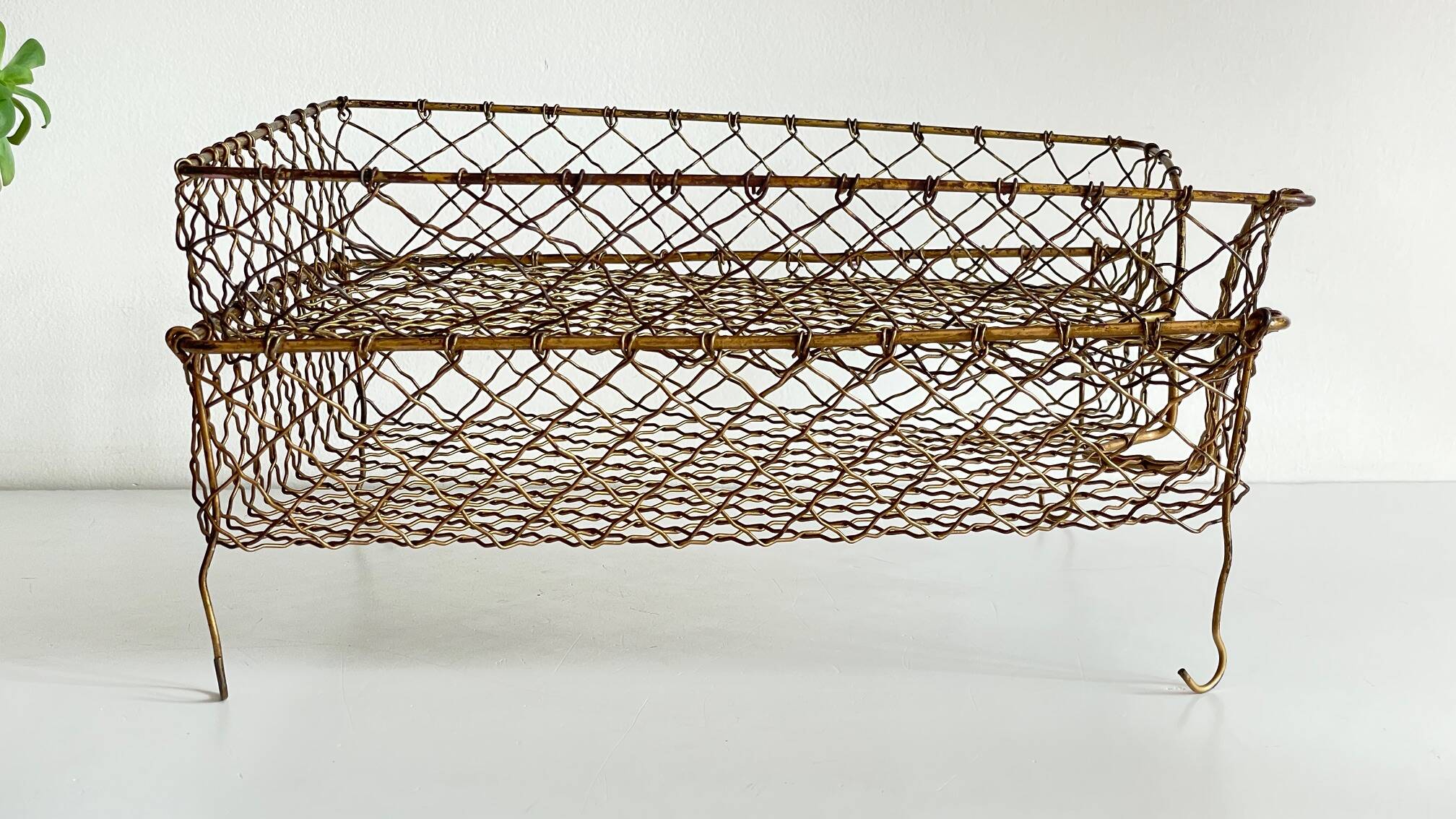 Stackable banks vintage brass wire