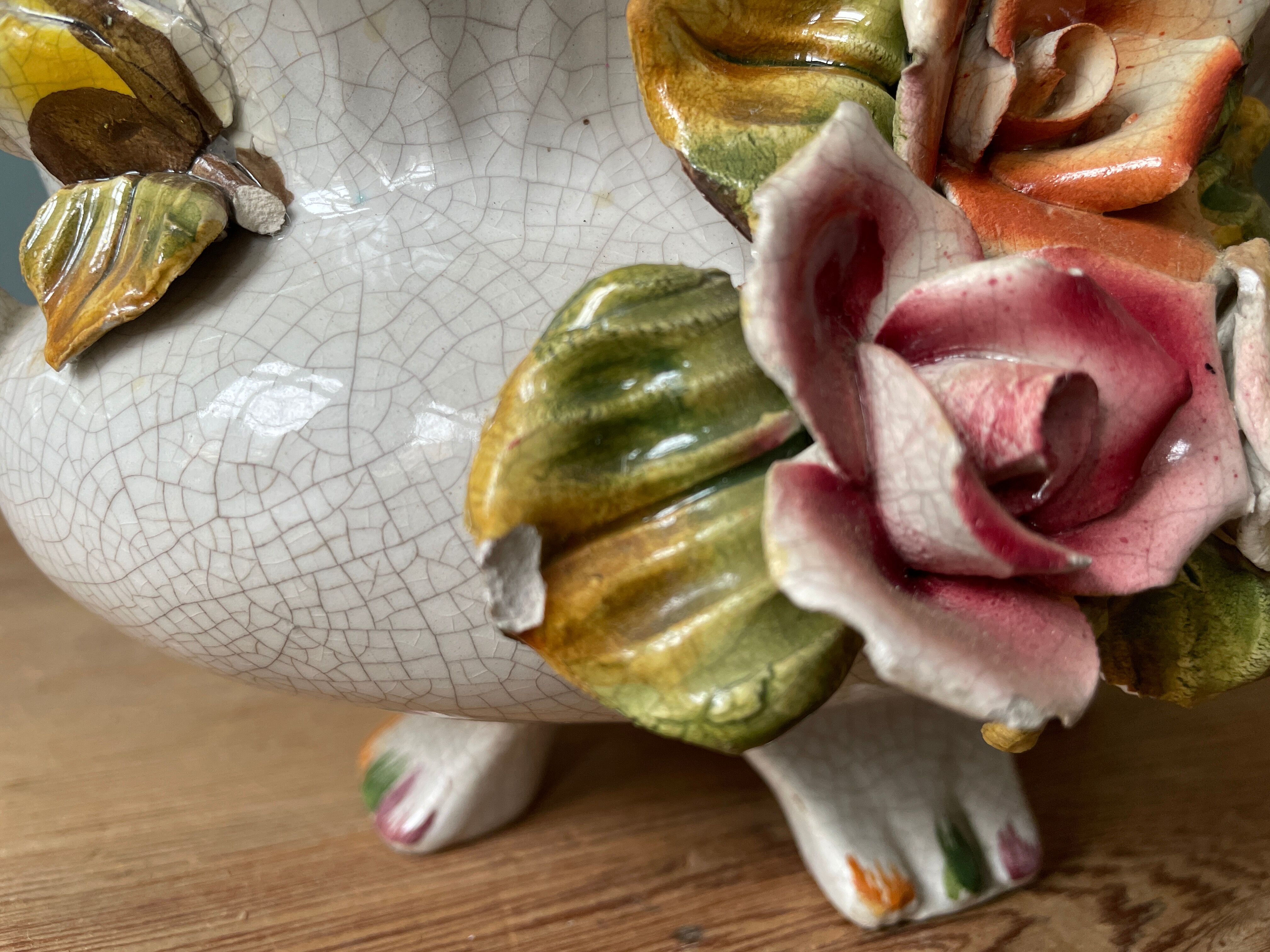 Bassano table planter, splashing flowers Italy