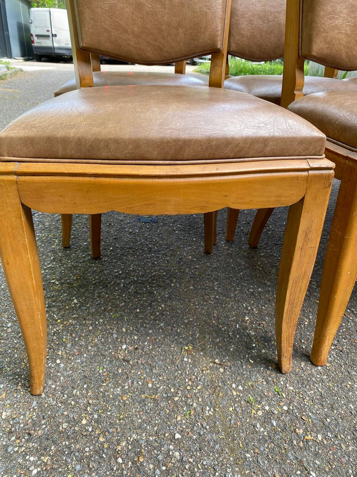 6 Scandinavian Art Deco dining chairs from the 1950s in leather.